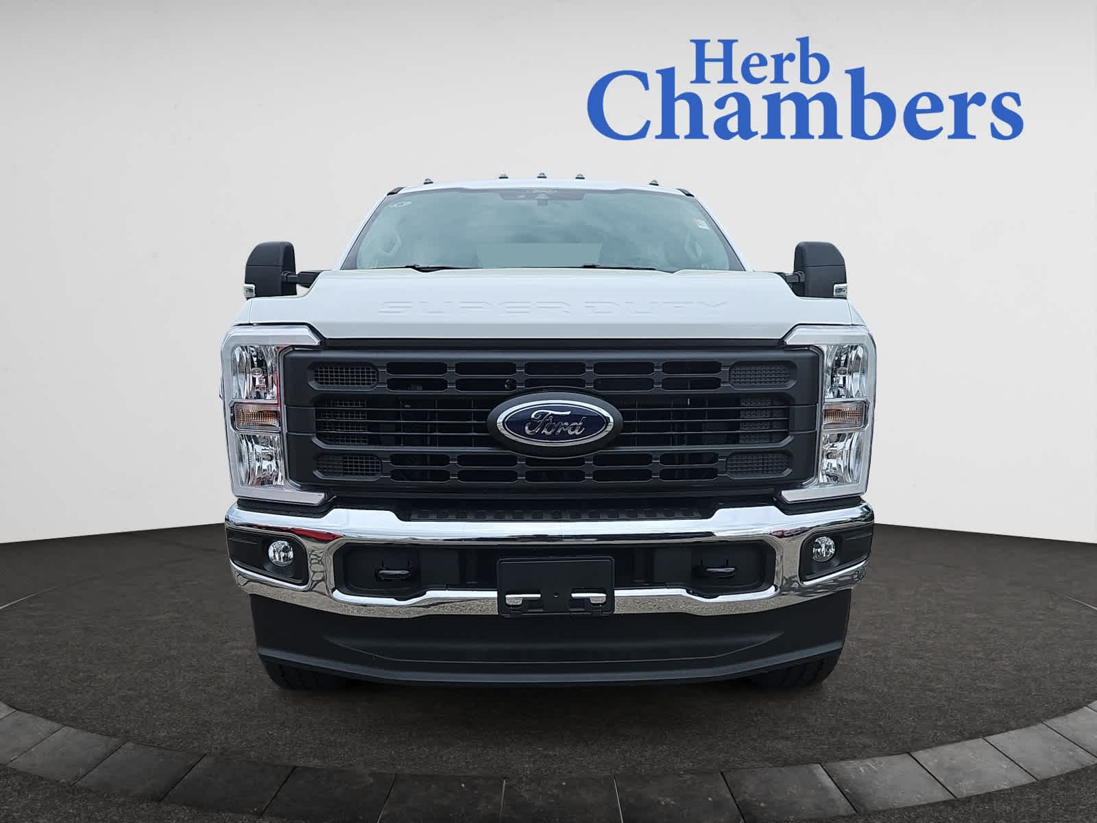 new 2025 Ford Super Duty F-350 SRW car, priced at $57,735