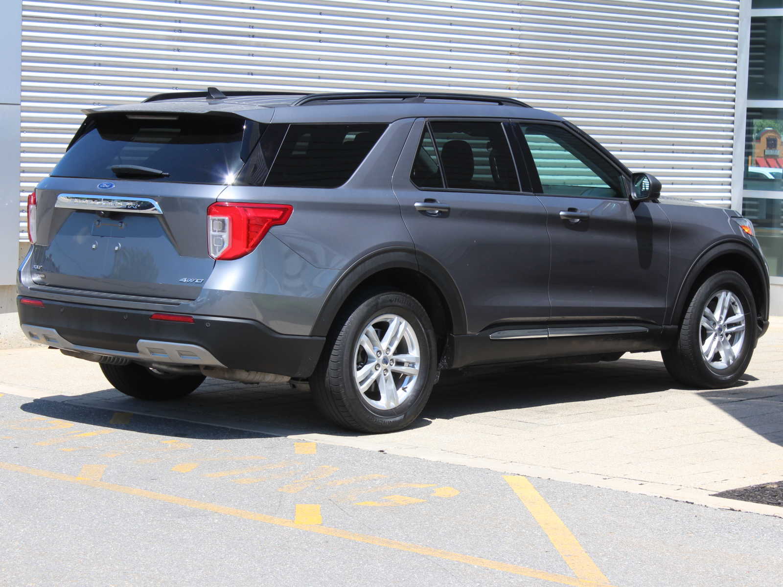 used 2021 Ford Explorer car, priced at $29,998