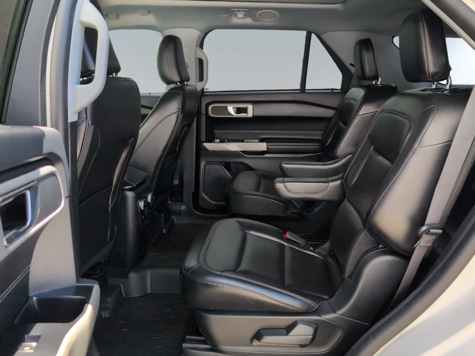 used 2021 Ford Explorer car, priced at $31,998