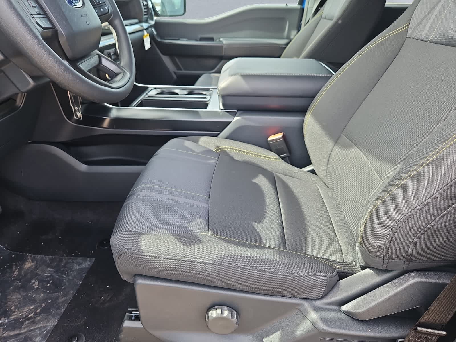 new 2025 Ford F-150 car, priced at $48,132