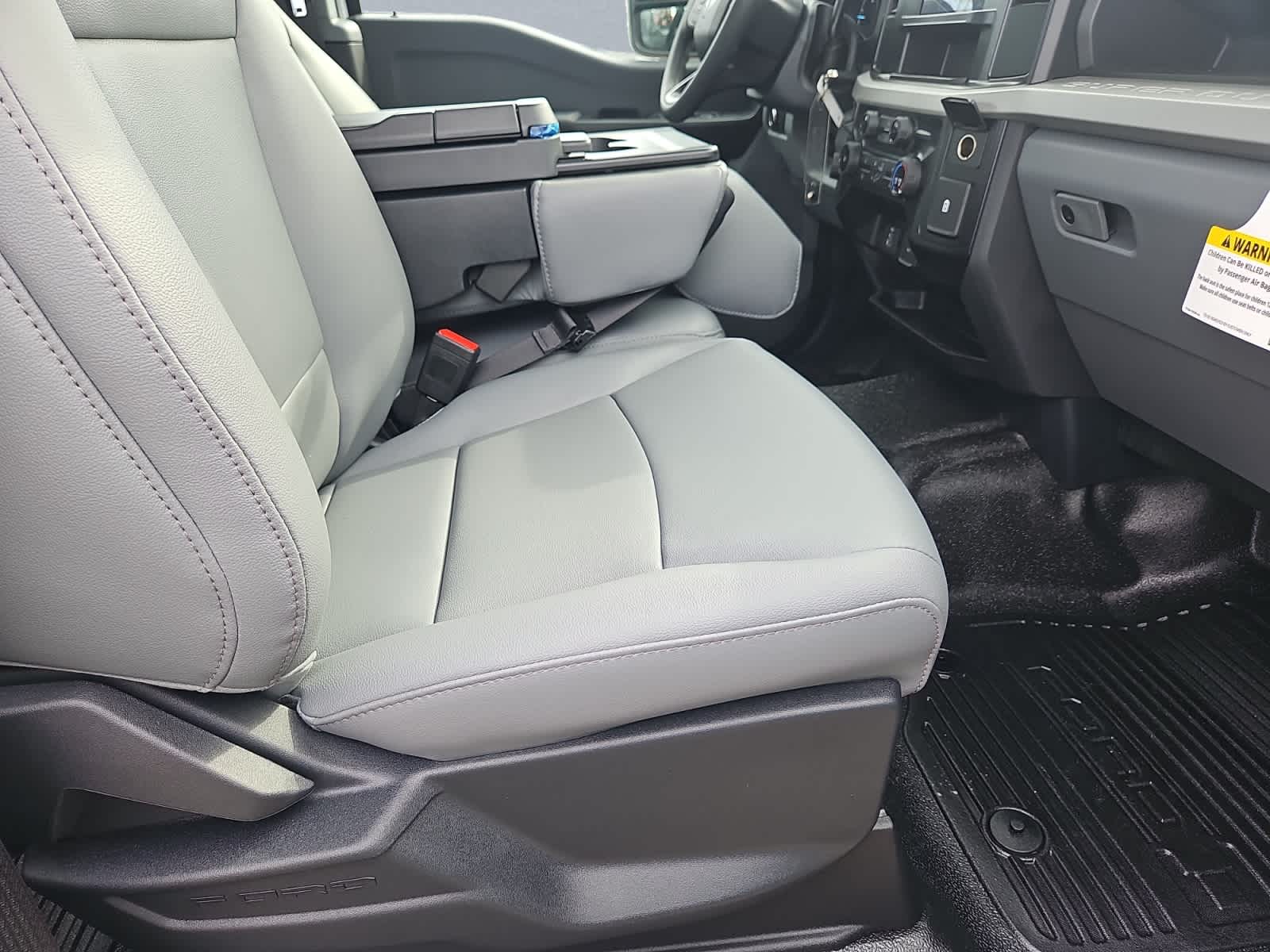 new 2025 Ford Super Duty F-250 SRW car, priced at $63,765