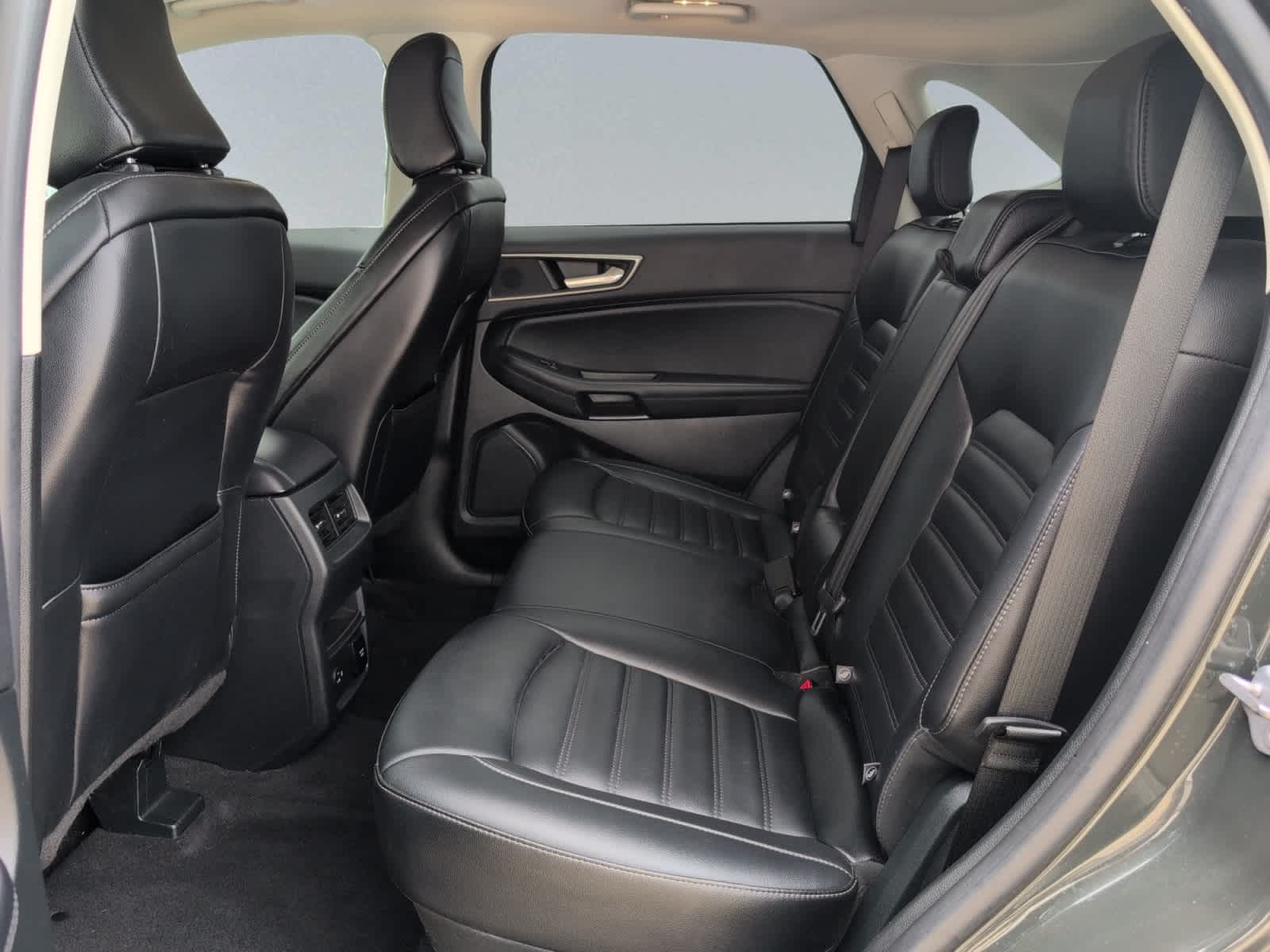 used 2022 Ford Edge car, priced at $25,998