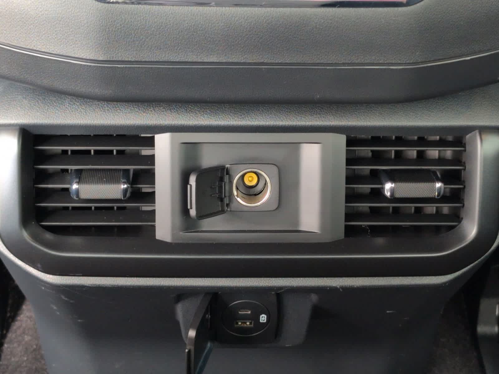 used 2022 Ford F-150 car, priced at $36,998