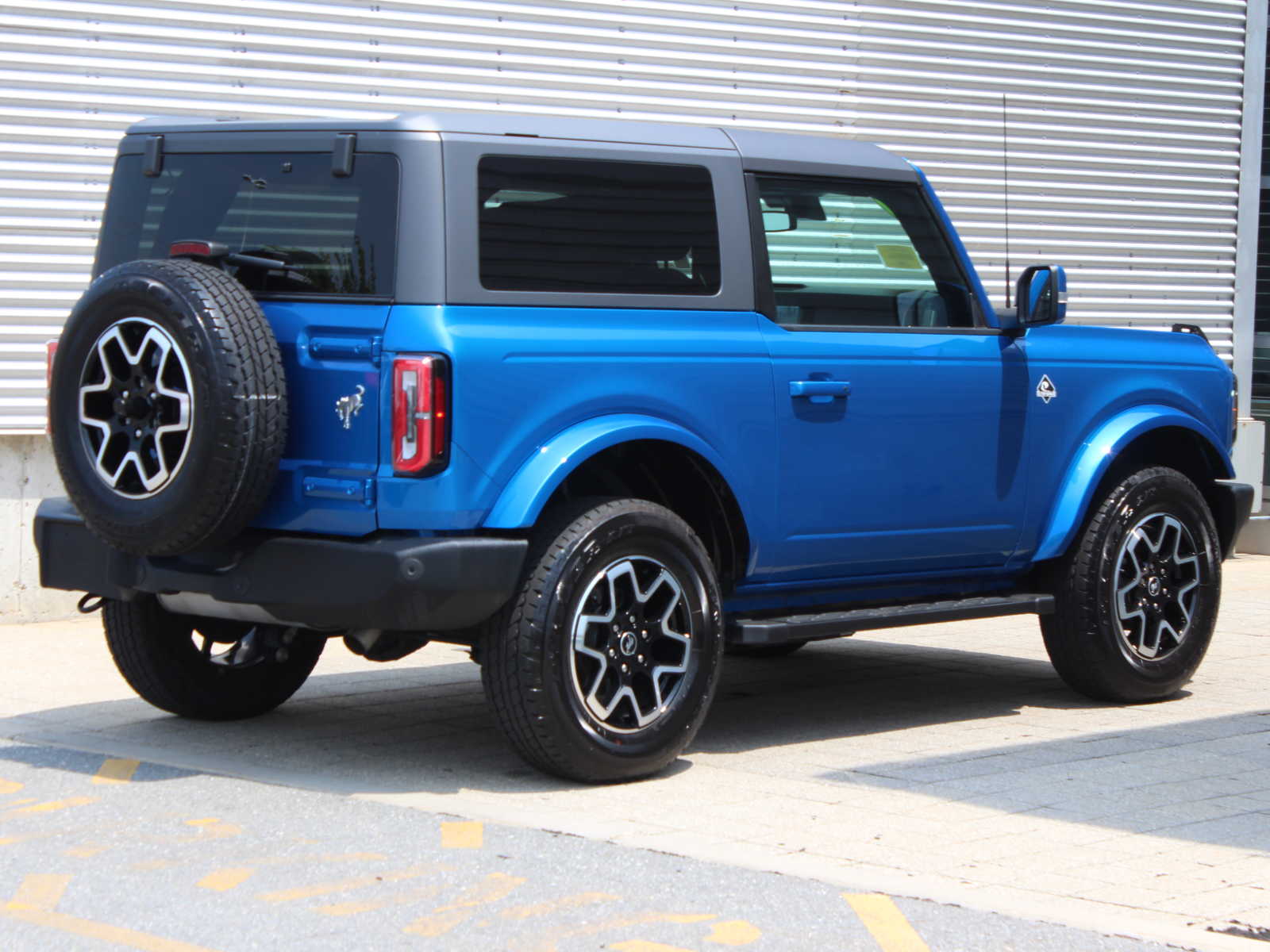 used 2022 Ford Bronco car, priced at $39,998