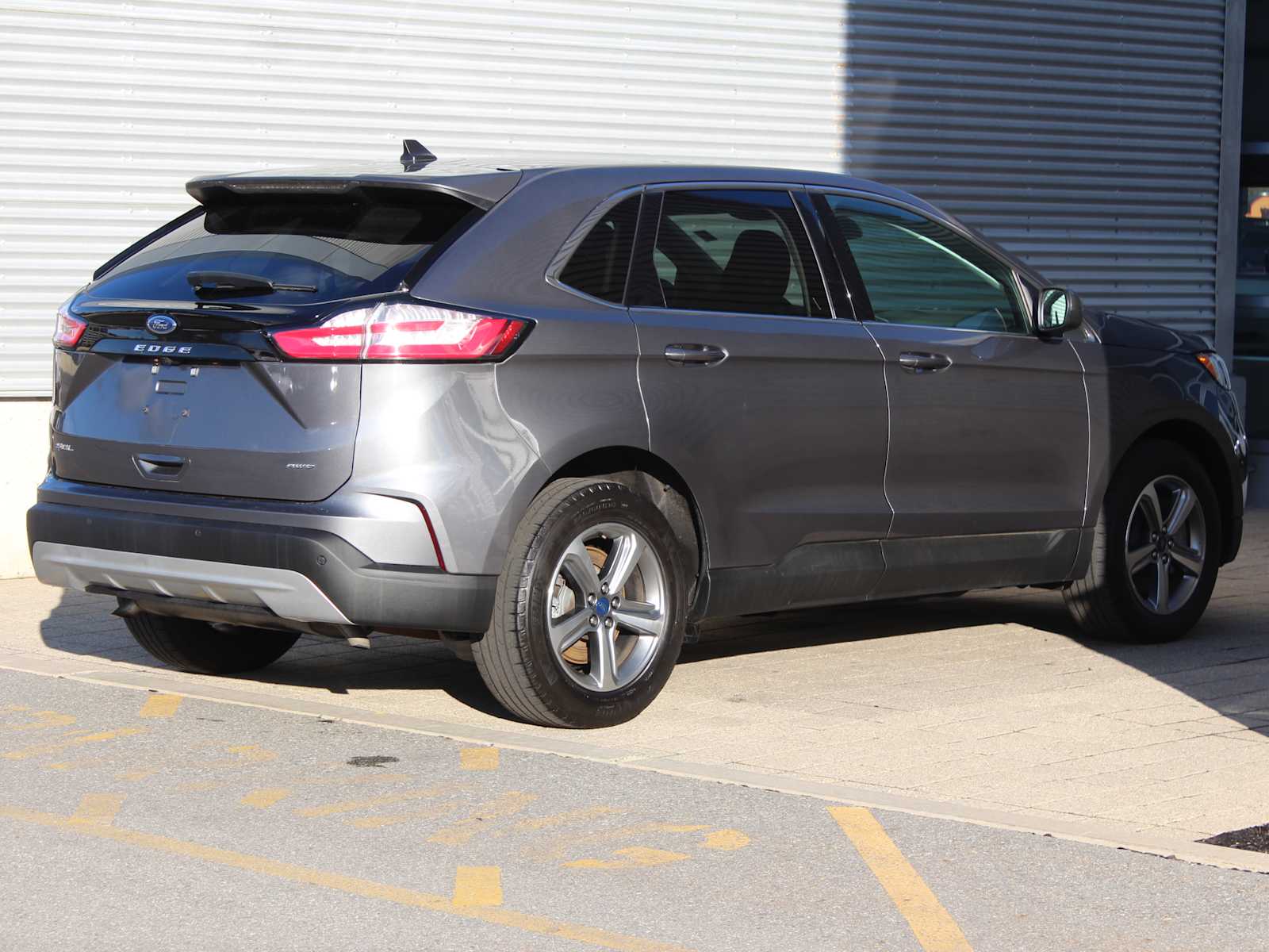 used 2021 Ford Edge car, priced at $25,998