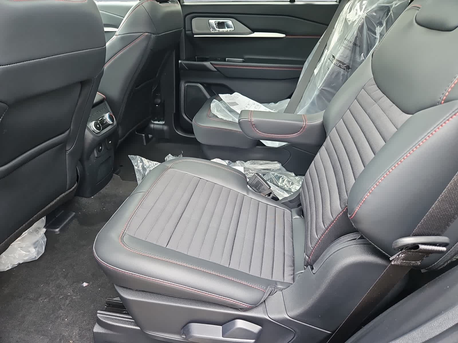 new 2025 Ford Explorer car, priced at $50,485