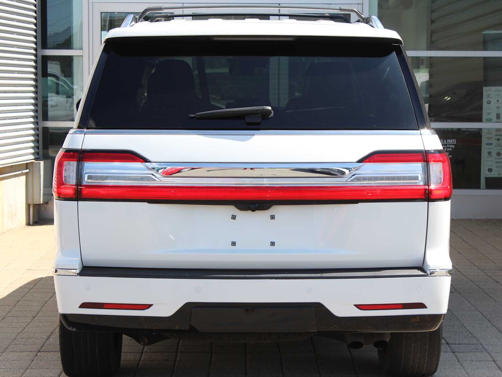 used 2021 Lincoln Navigator car, priced at $50,998