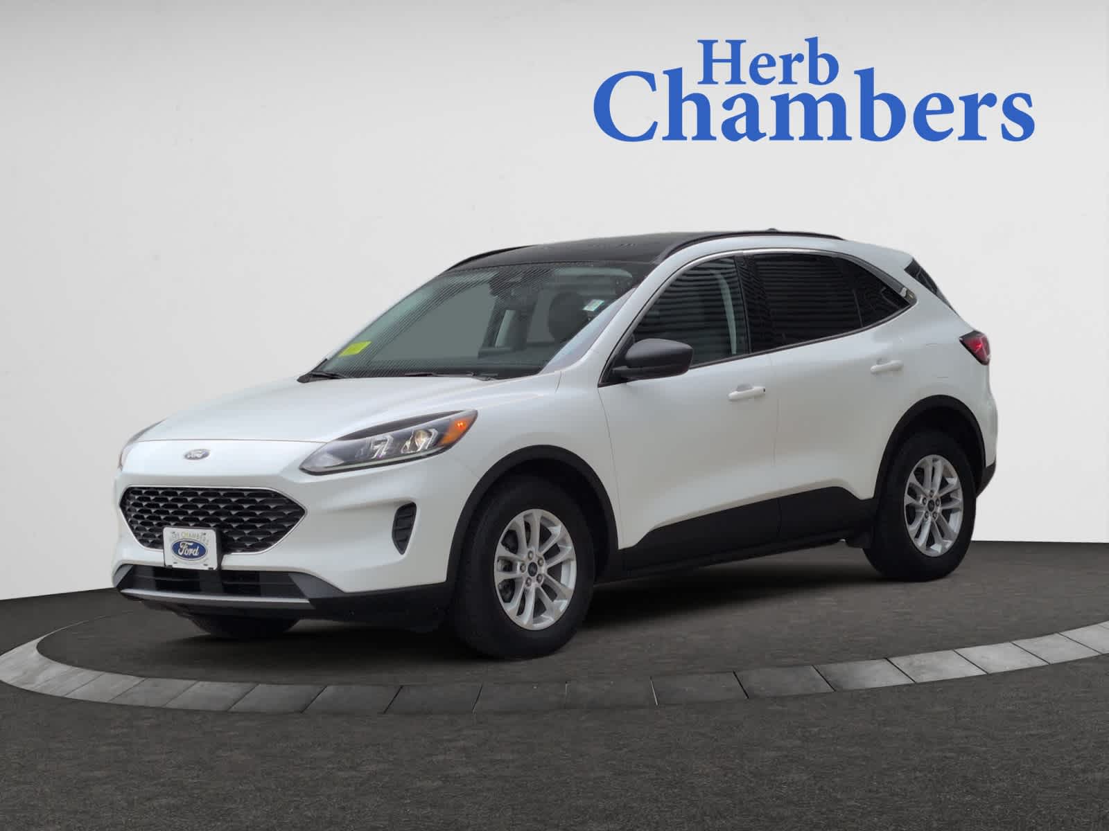 used 2022 Ford Escape car, priced at $23,998