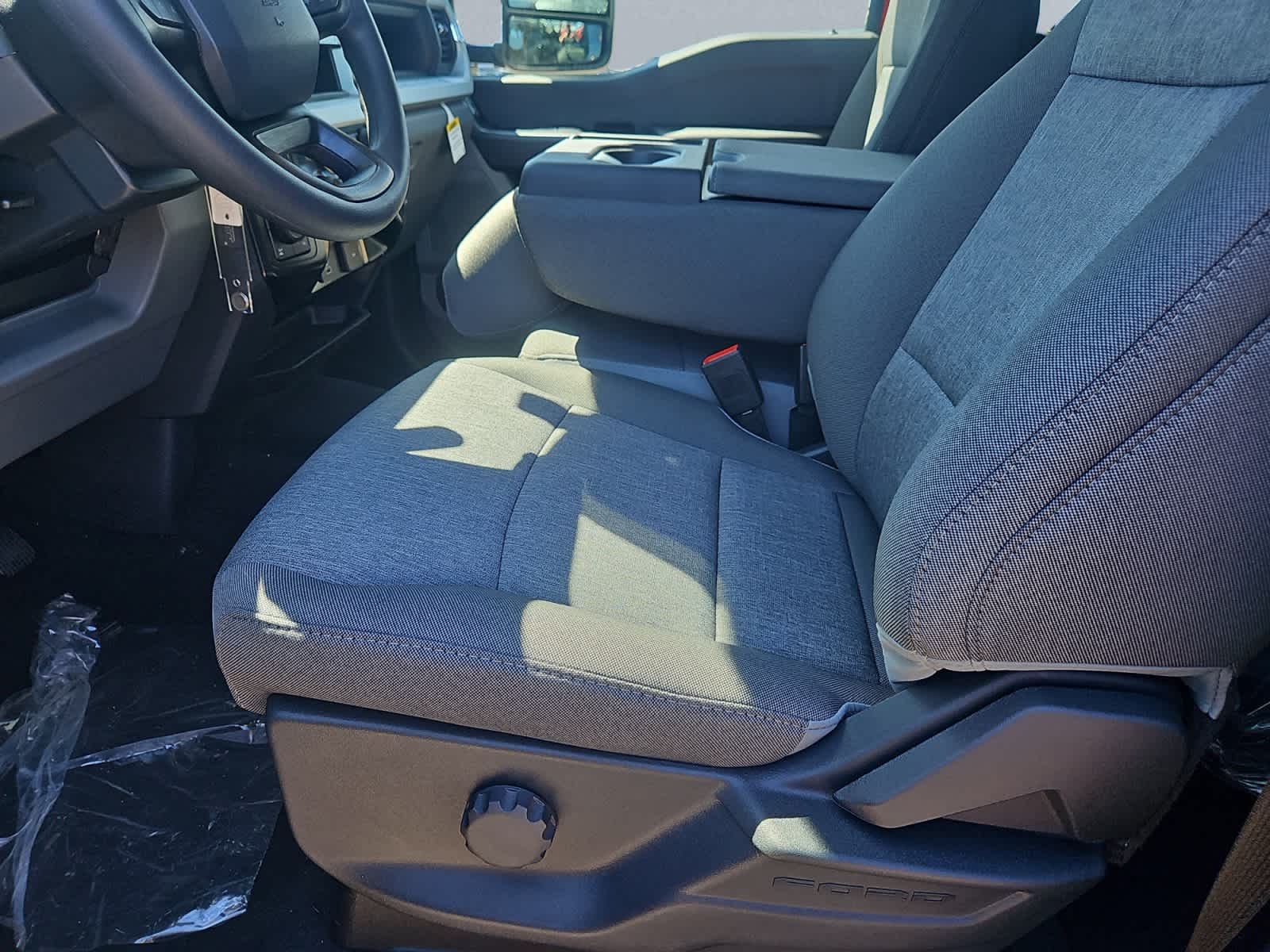 new 2025 Ford Super Duty F-350 SRW car, priced at $63,980