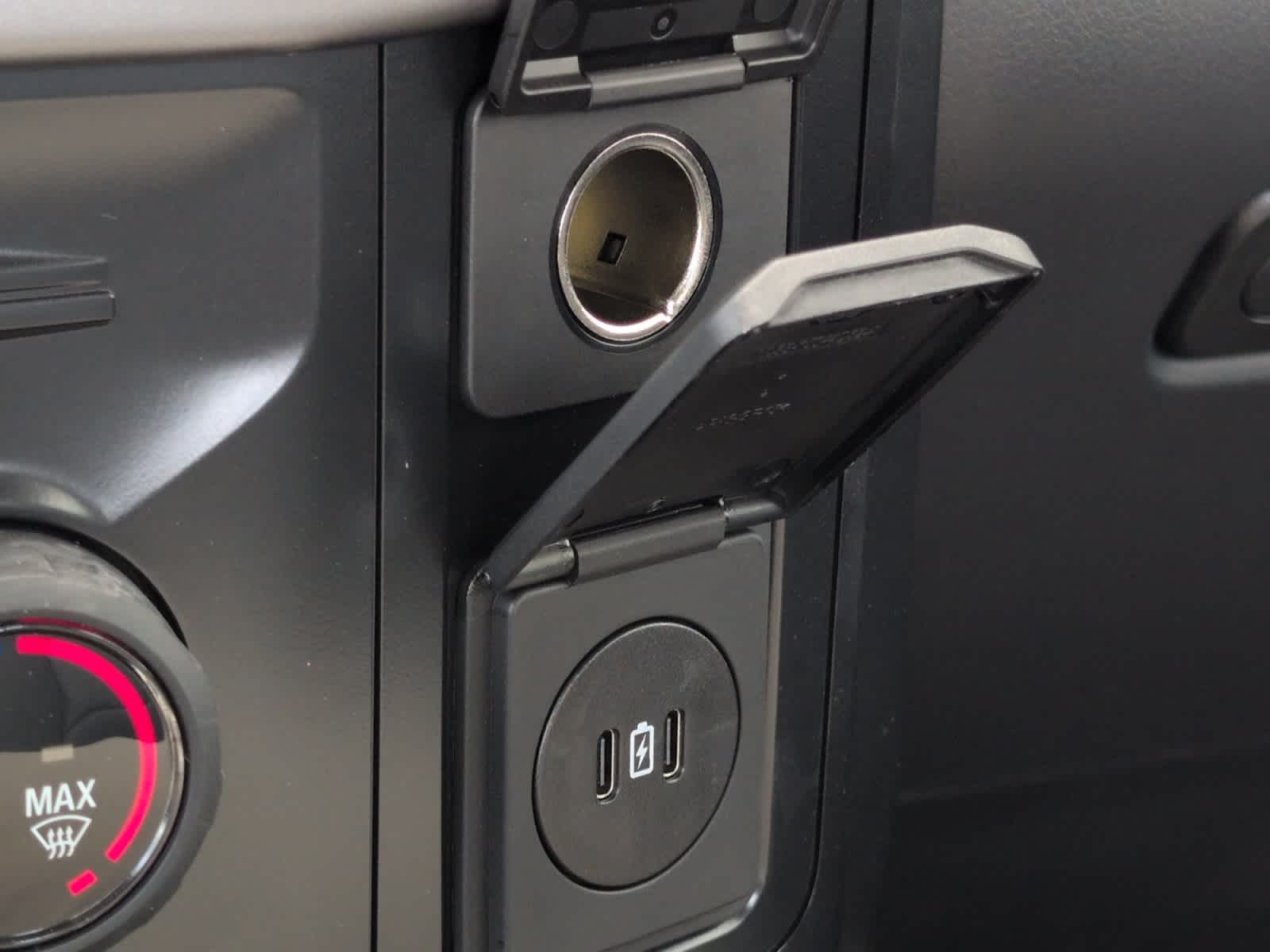 new 2024 Ford F-150 car, priced at $37,970