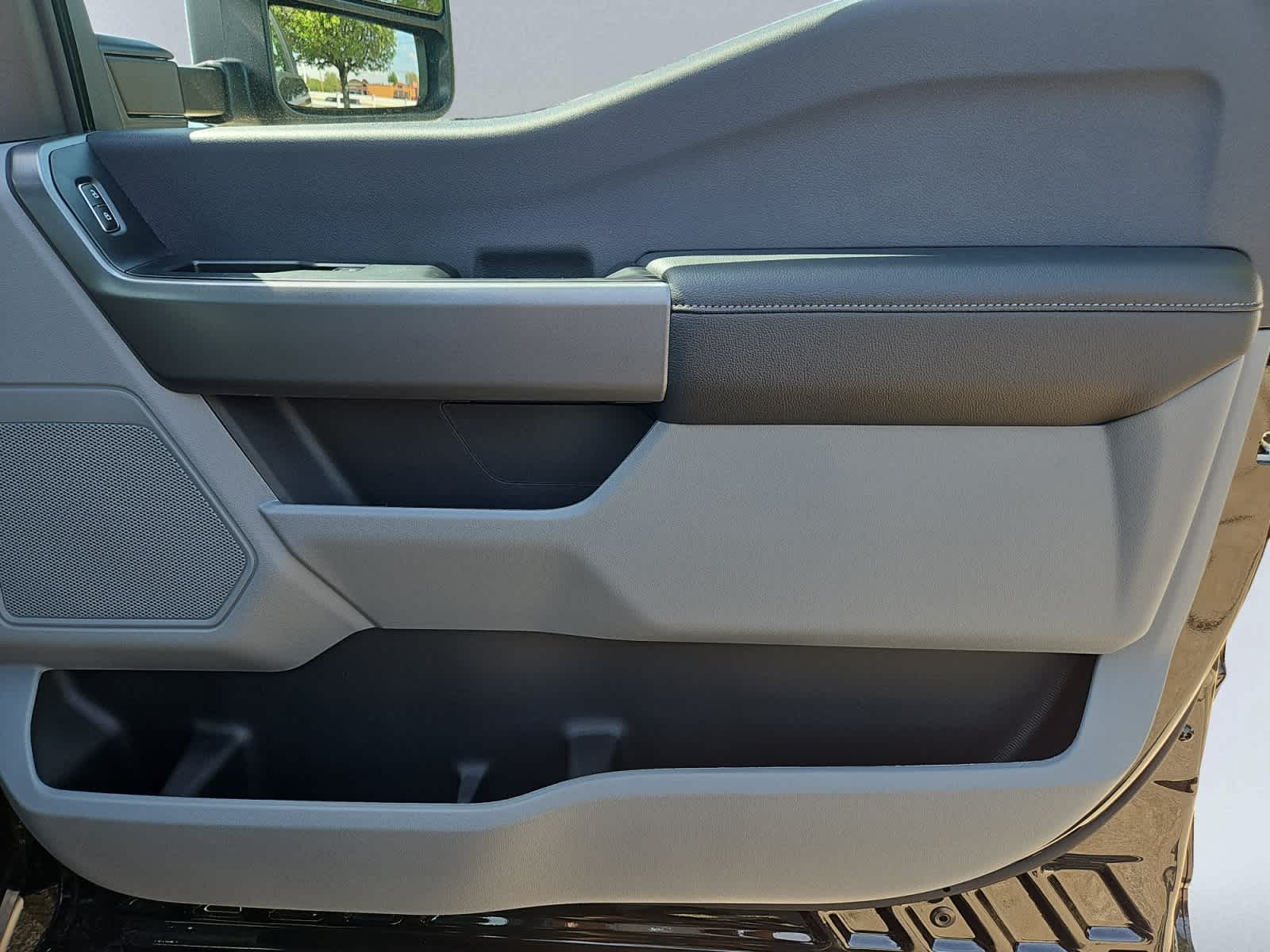 new 2025 Ford Super Duty F-350 SRW car, priced at $53,940