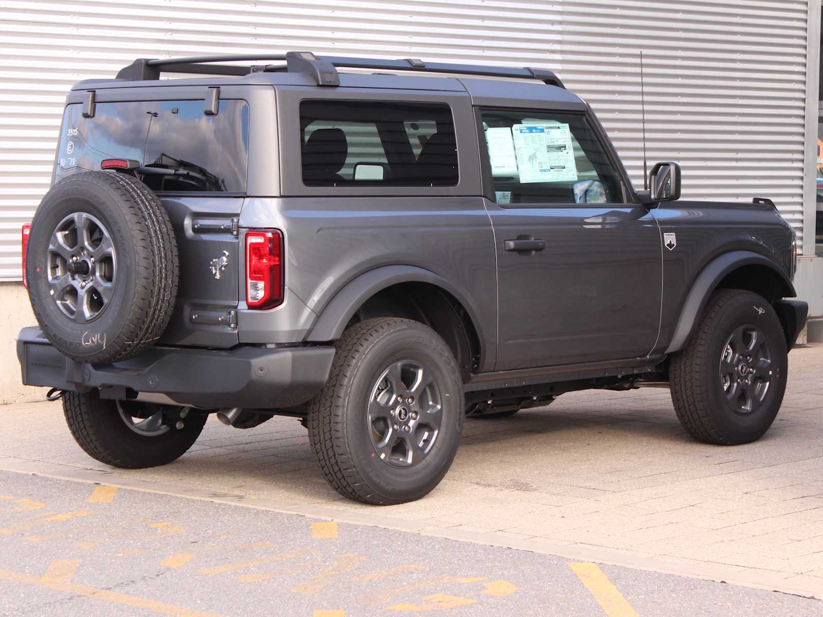 new 2024 Ford Bronco car, priced at $45,015