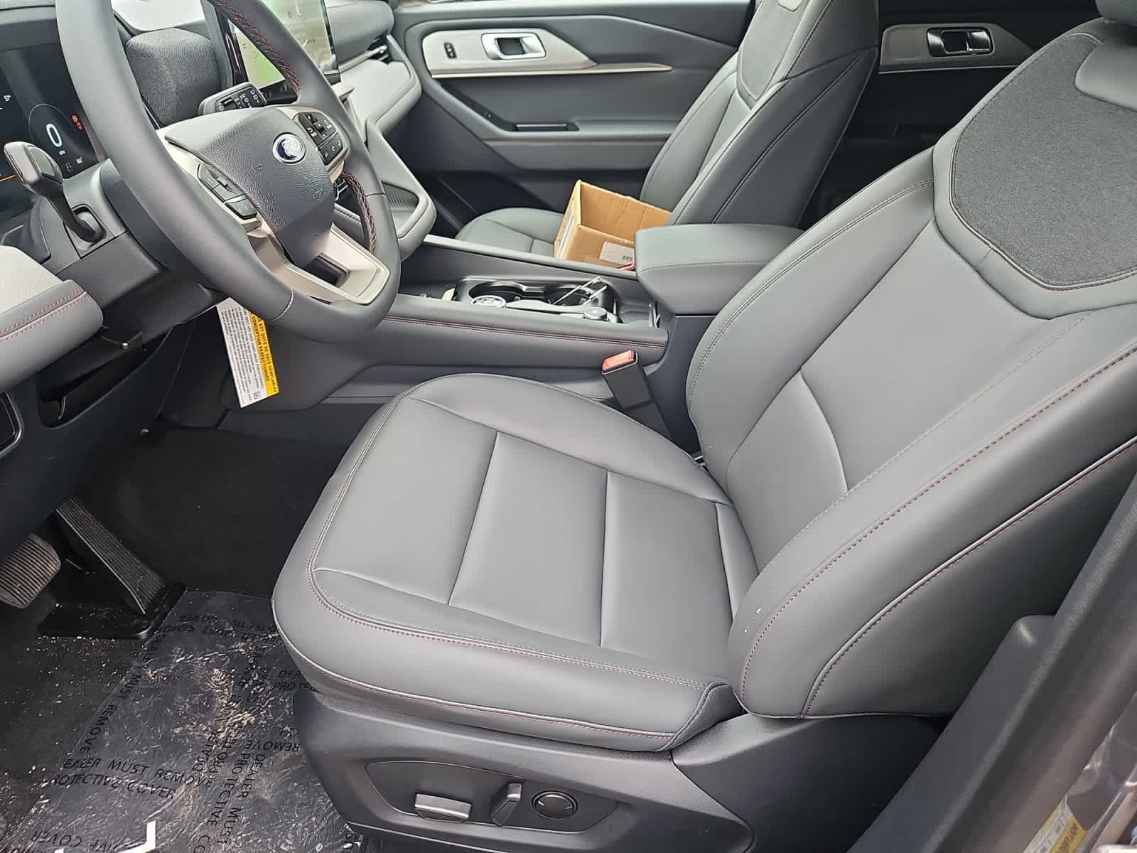 new 2025 Ford Explorer car, priced at $50,420