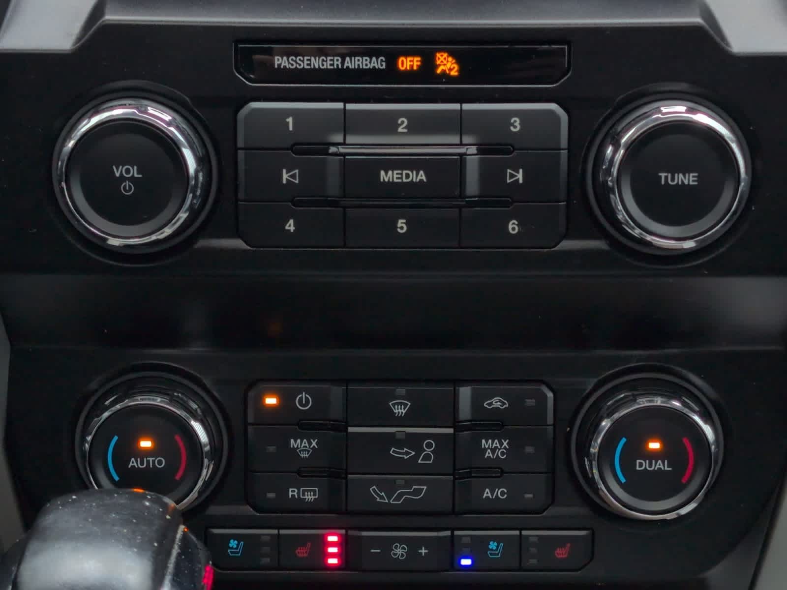 used 2019 Ford F-150 car, priced at $32,998