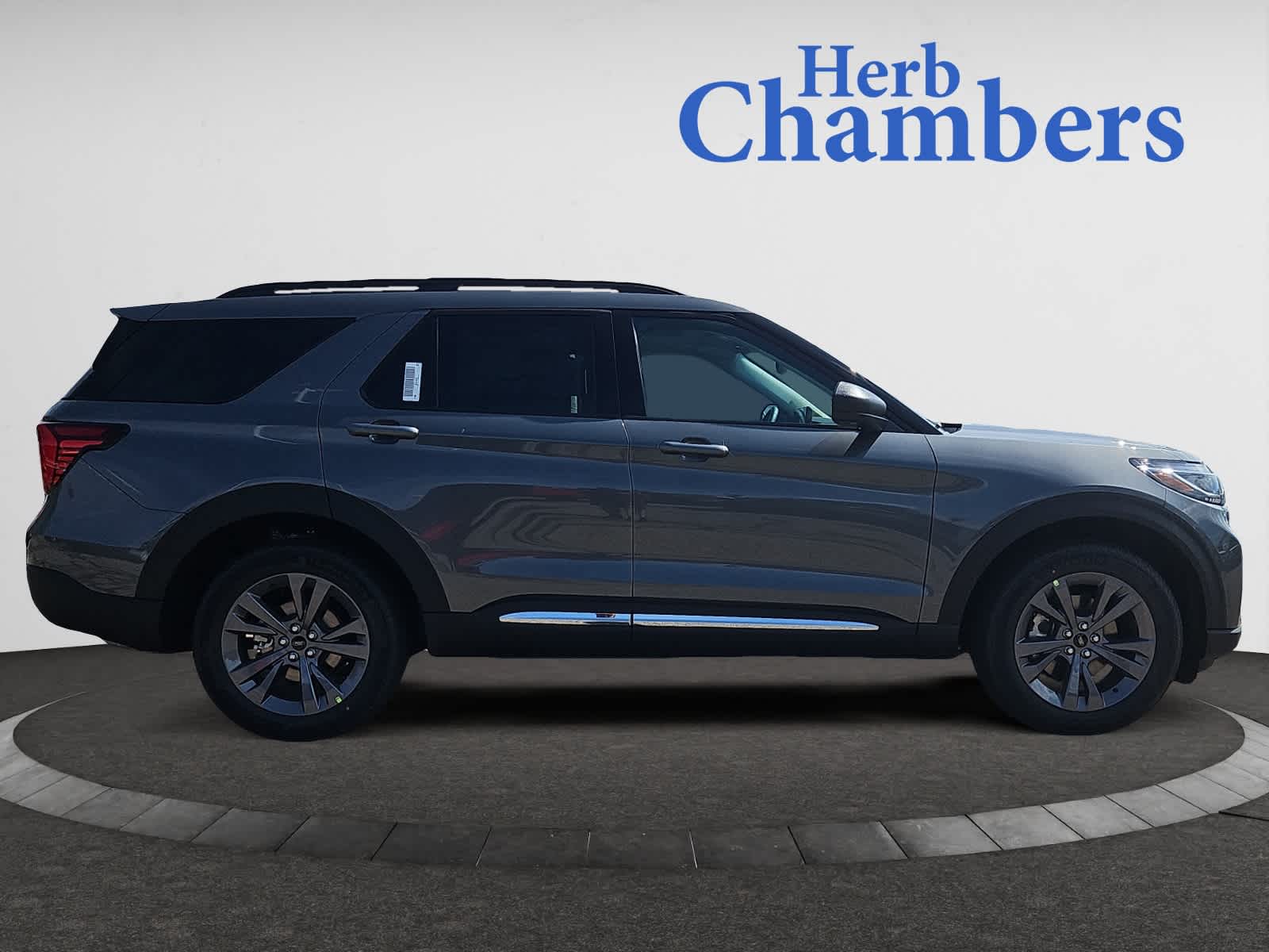 new 2025 Ford Explorer car, priced at $46,707