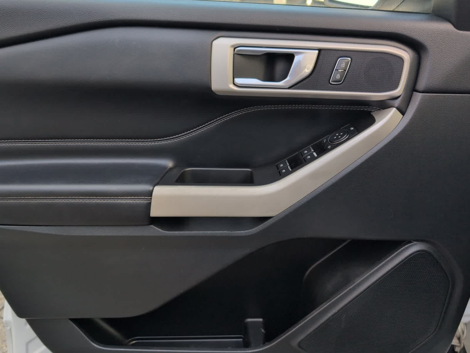 used 2021 Ford Explorer car, priced at $31,998