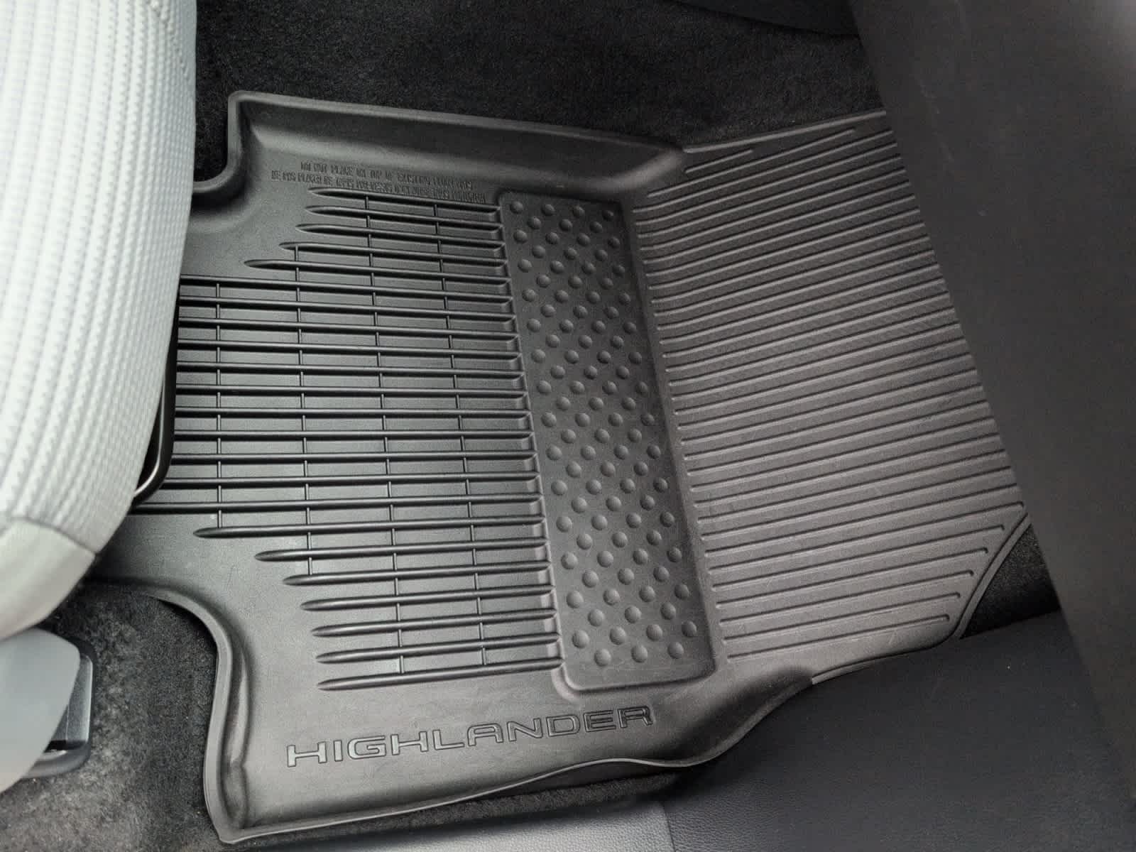 used 2021 Toyota Highlander car, priced at $30,998