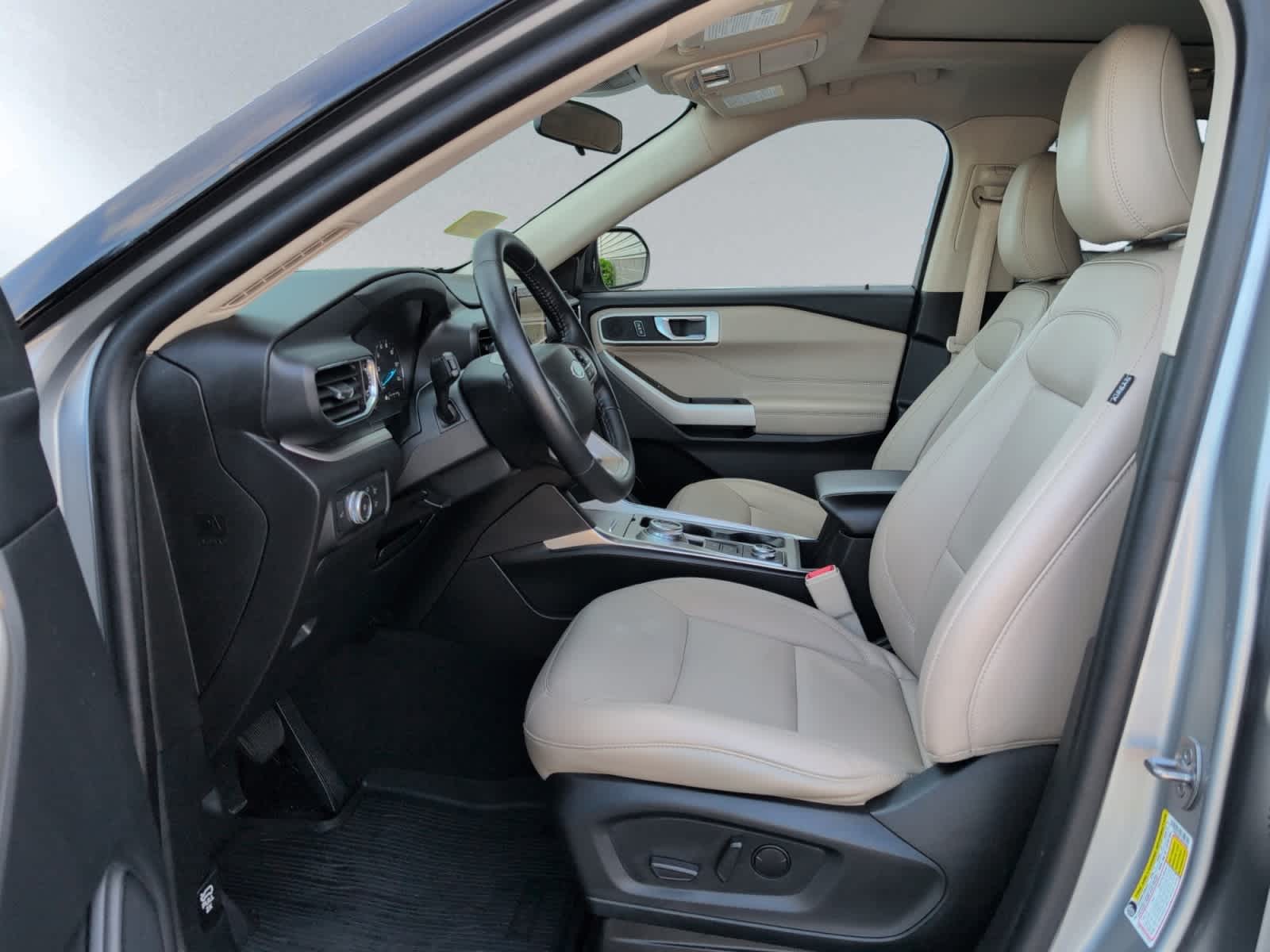used 2022 Ford Explorer car, priced at $32,998