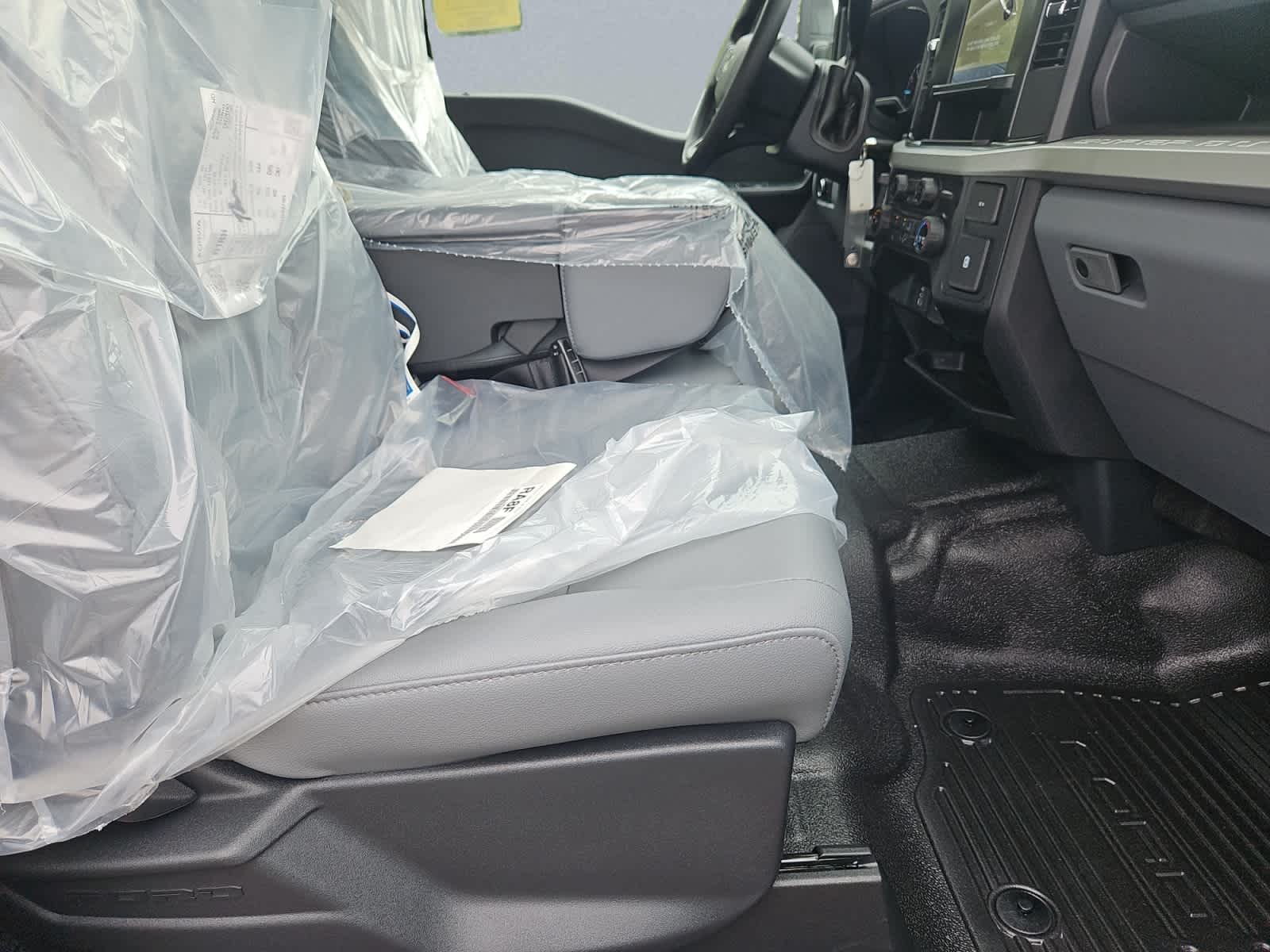 new 2025 Ford Super Duty F-350 SRW car, priced at $57,735