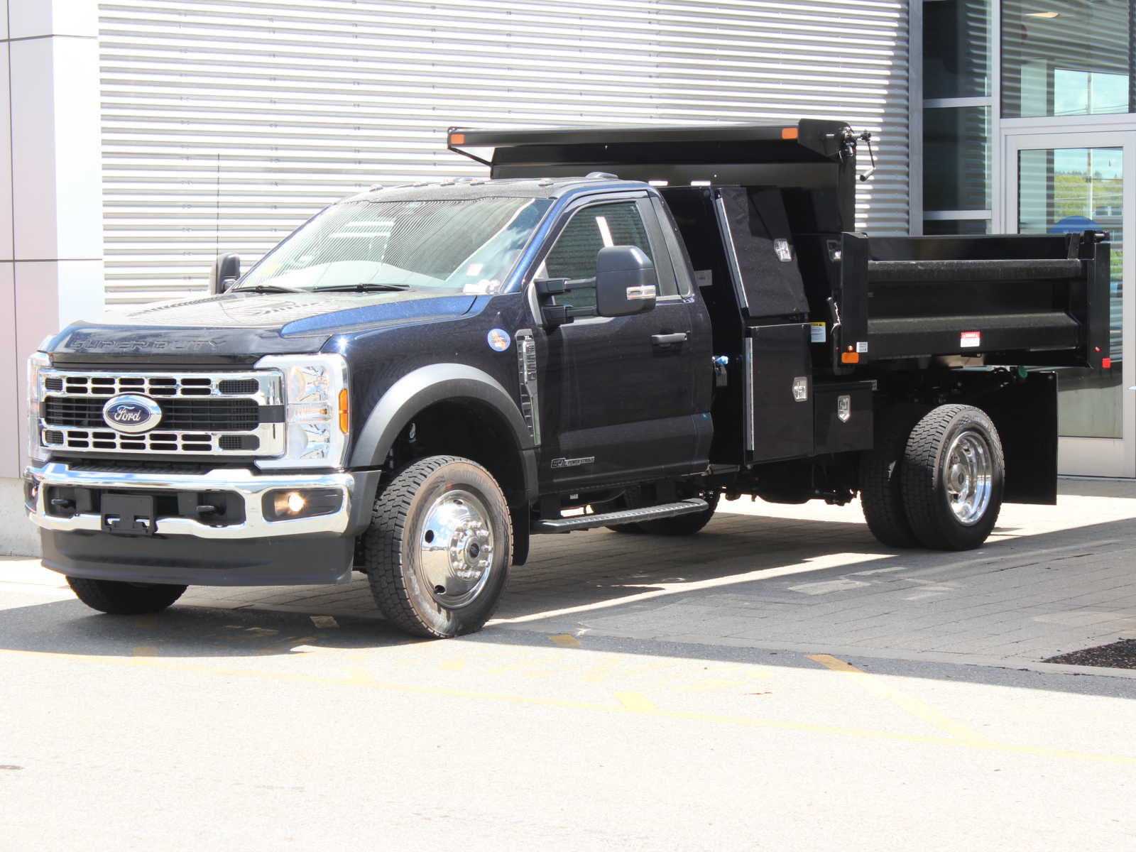 new 2024 Ford Super Duty F-550 DRW car, priced at $98,998