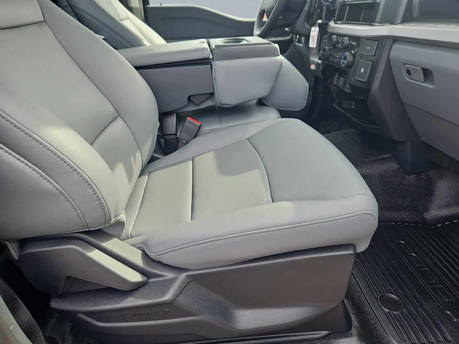 new 2025 Ford Super Duty F-350 SRW car, priced at $54,555