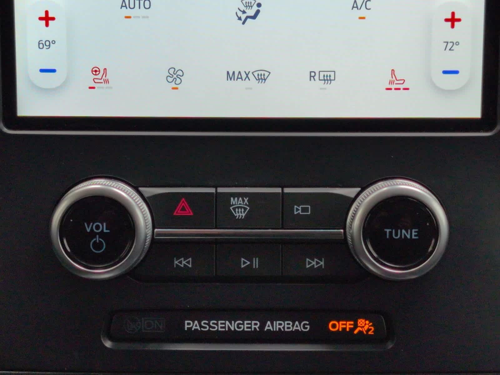 used 2022 Ford Edge car, priced at $28,498