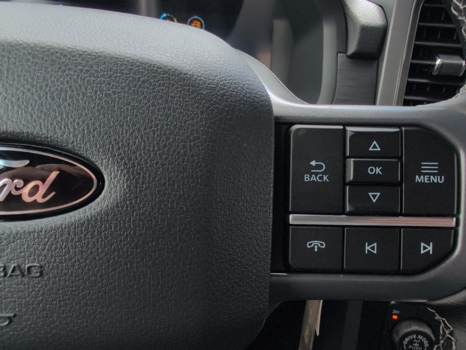 new 2025 Ford F-150 car, priced at $52,431