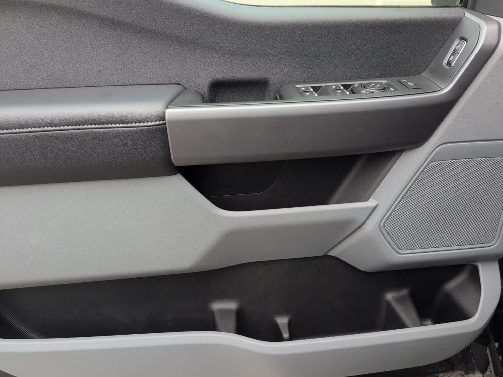 new 2025 Ford Super Duty F-550 DRW car, priced at $83,775