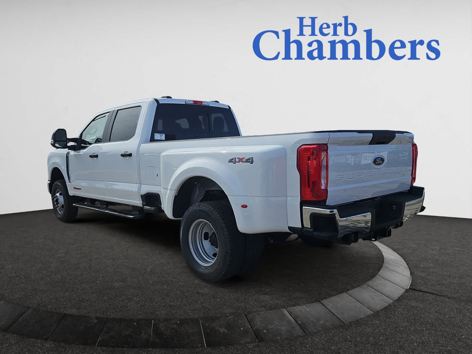 new 2025 Ford Super Duty F-350 DRW car, priced at $73,330