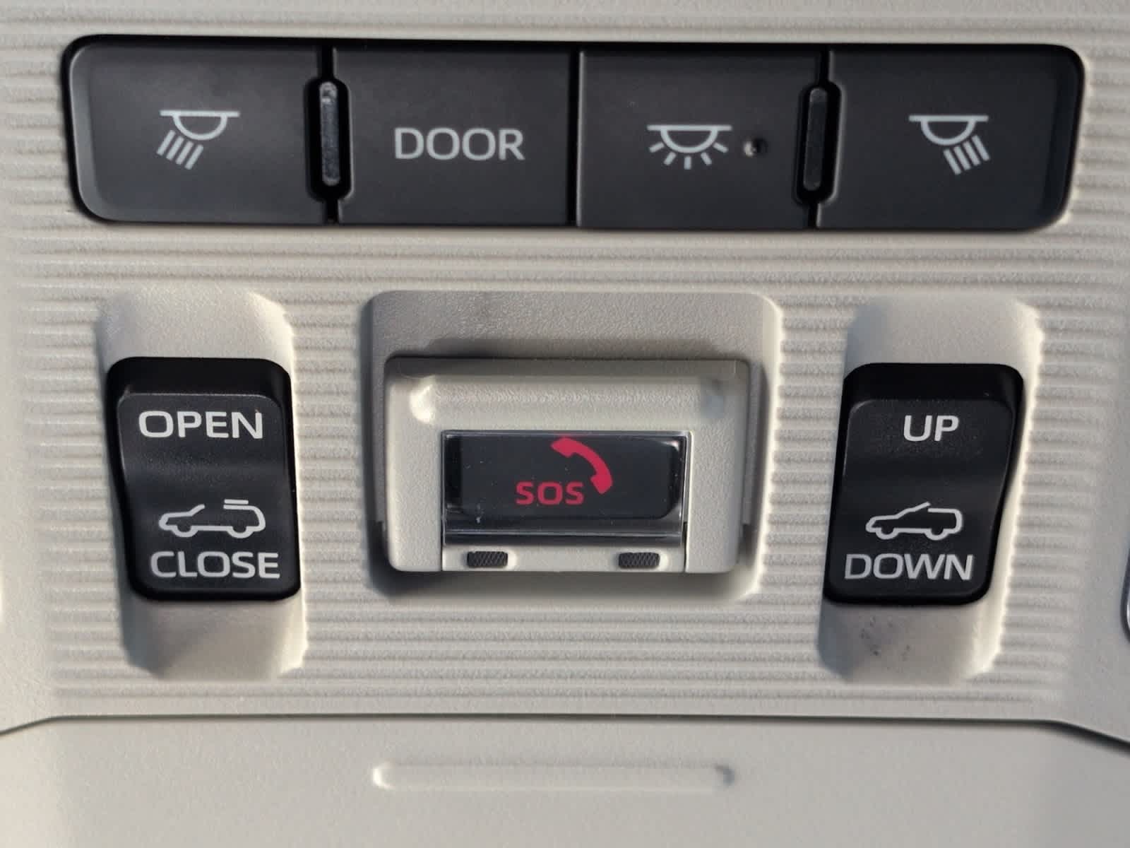used 2022 Toyota RAV4 Hybrid car, priced at $30,798