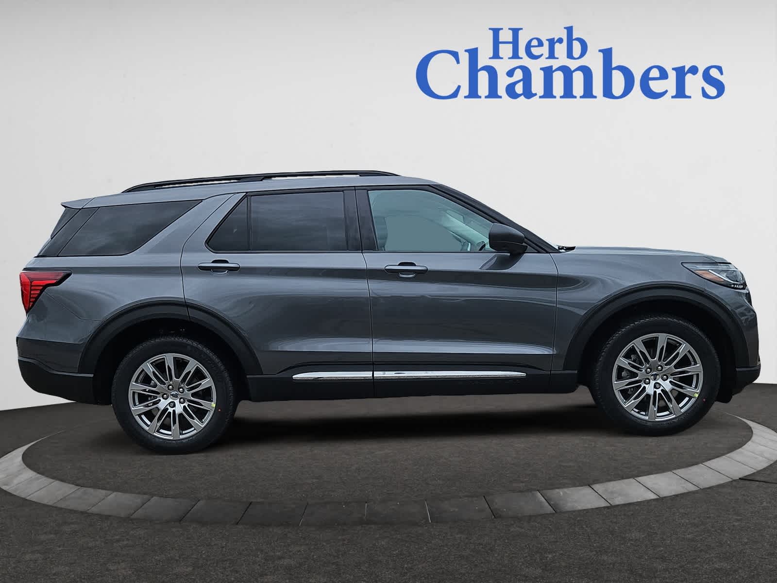 new 2025 Ford Explorer car, priced at $50,420