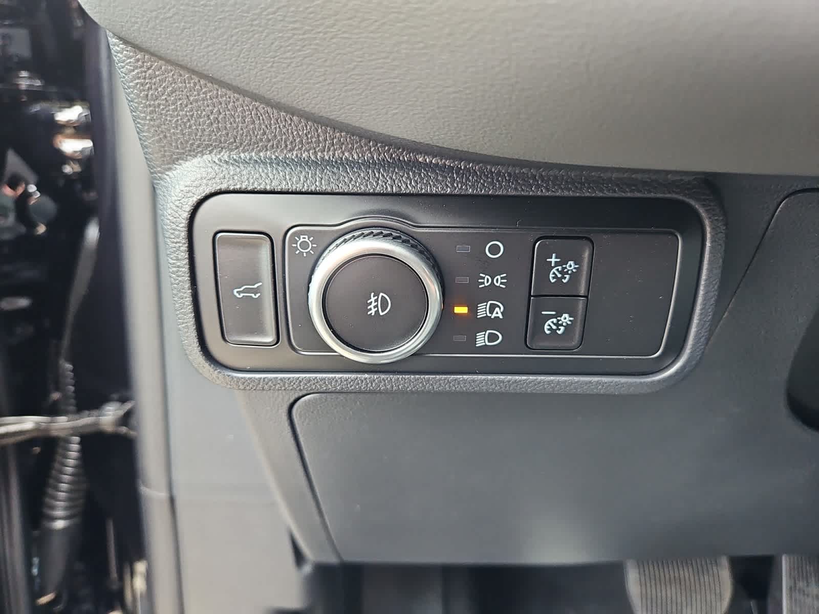new 2025 Ford Explorer car, priced at $46,348