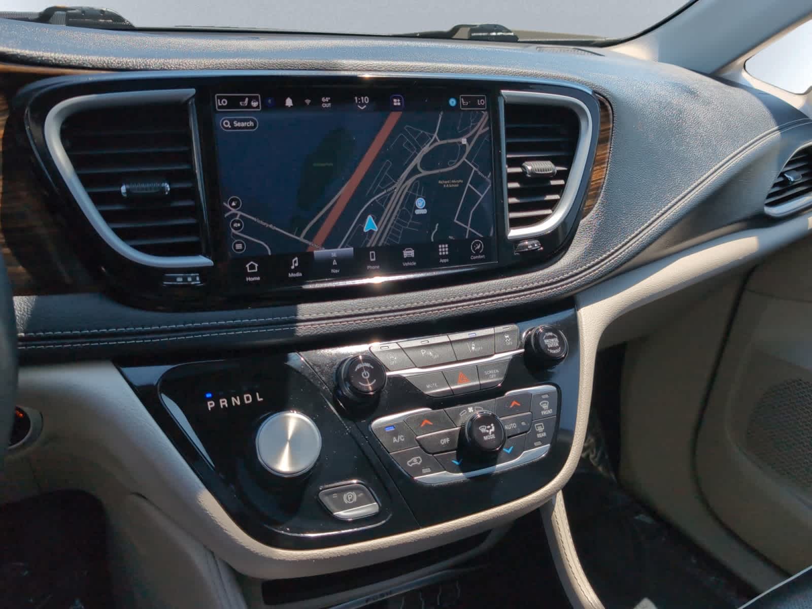 used 2023 Chrysler Pacifica car, priced at $28,498