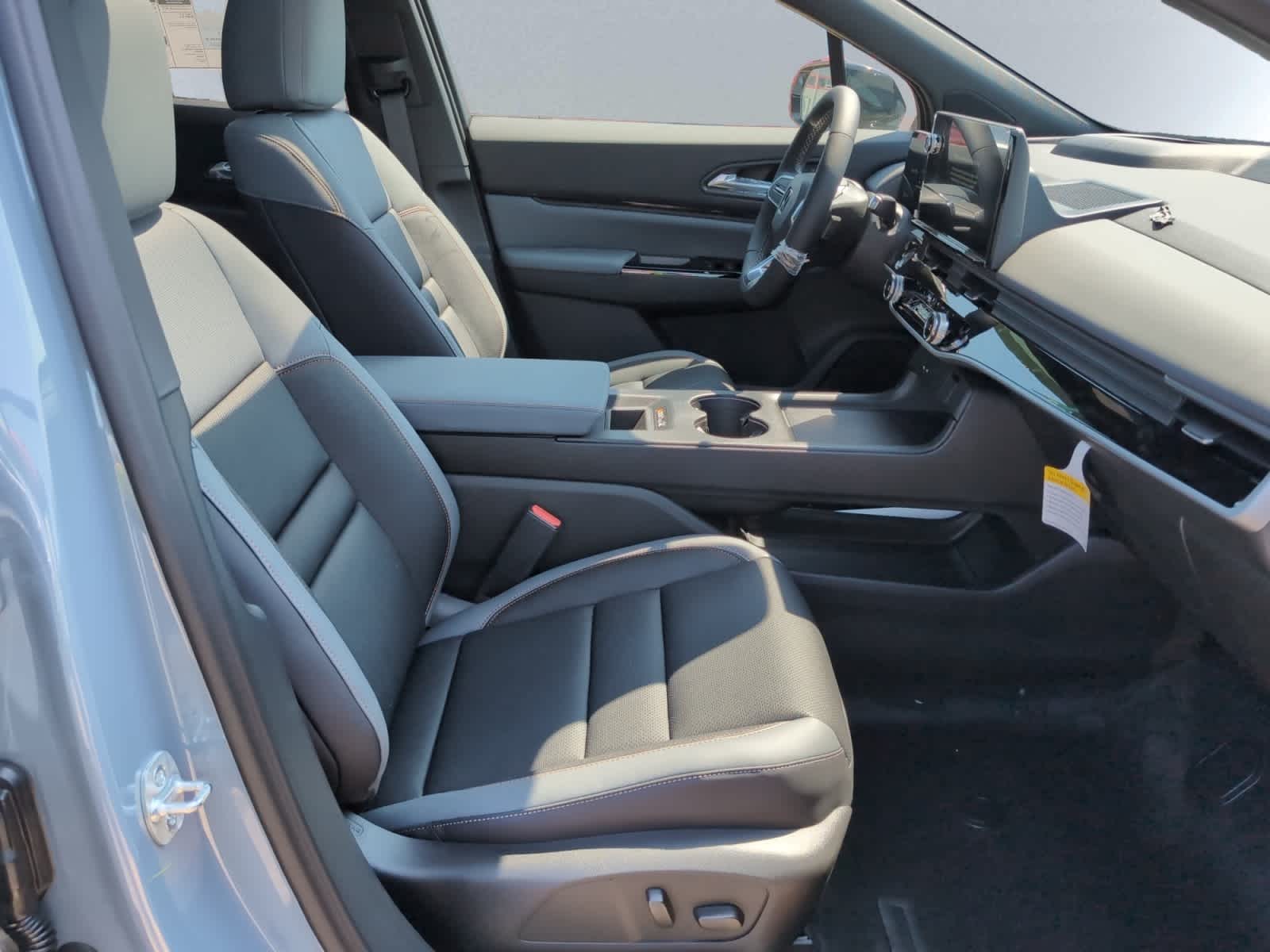 new 2025 Honda Prologue car, priced at $59,805