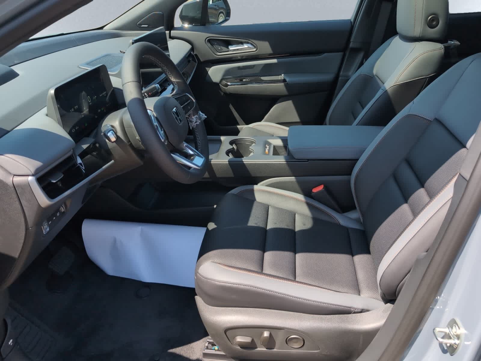 new 2025 Honda Prologue car, priced at $59,805