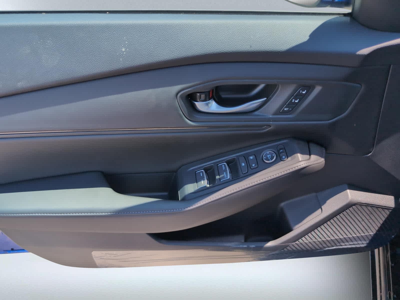 new 2025 Honda Accord Hybrid car, priced at $36,980