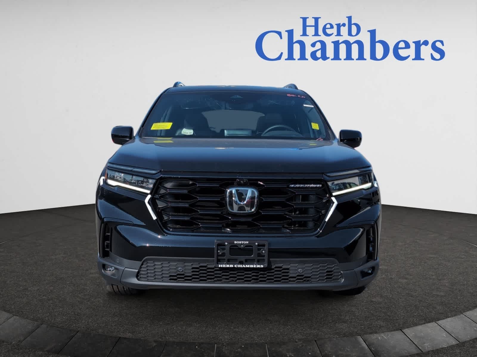 new 2025 Honda Pilot car, priced at $56,760