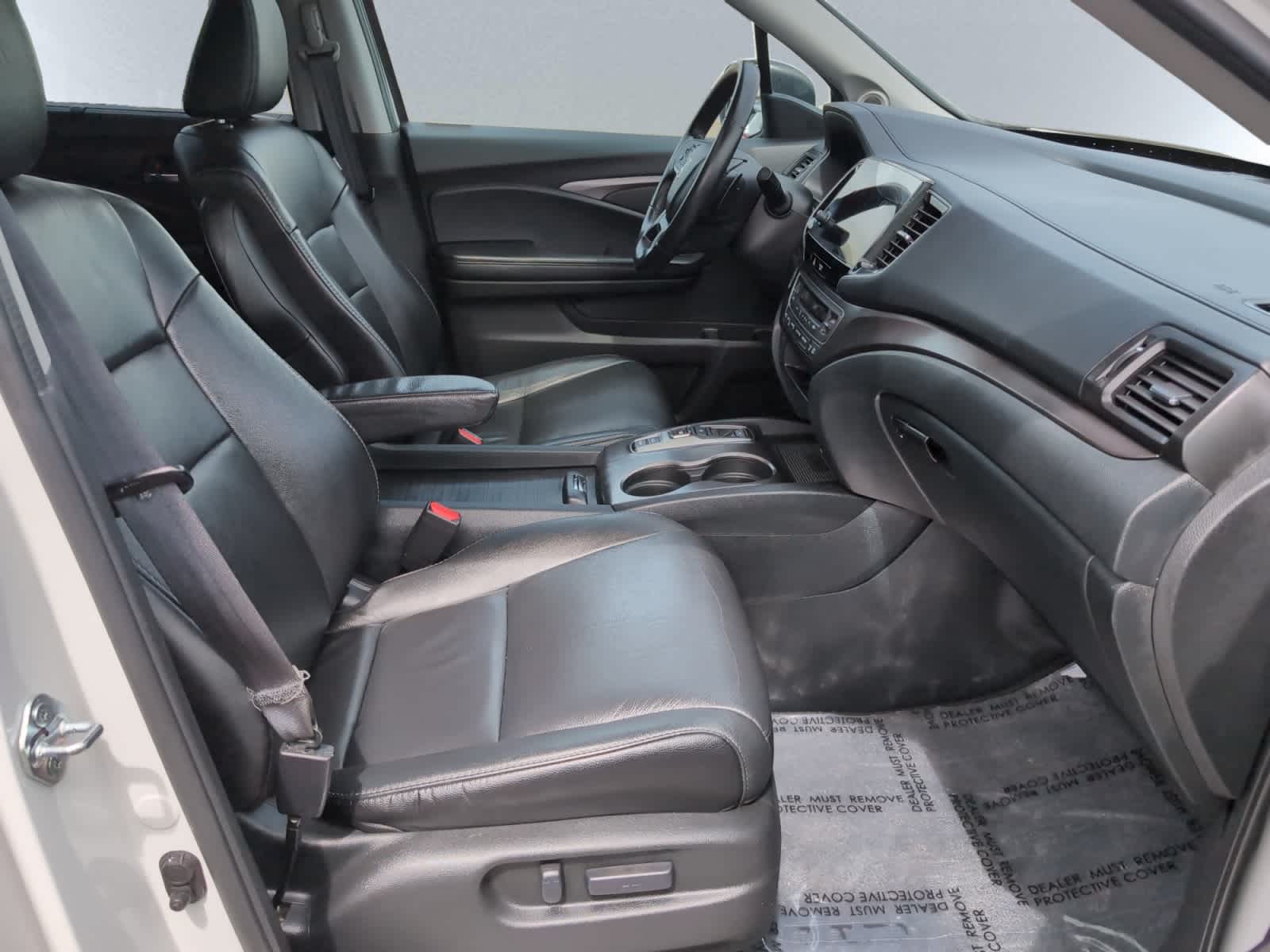 used 2022 Honda Pilot car, priced at $31,998