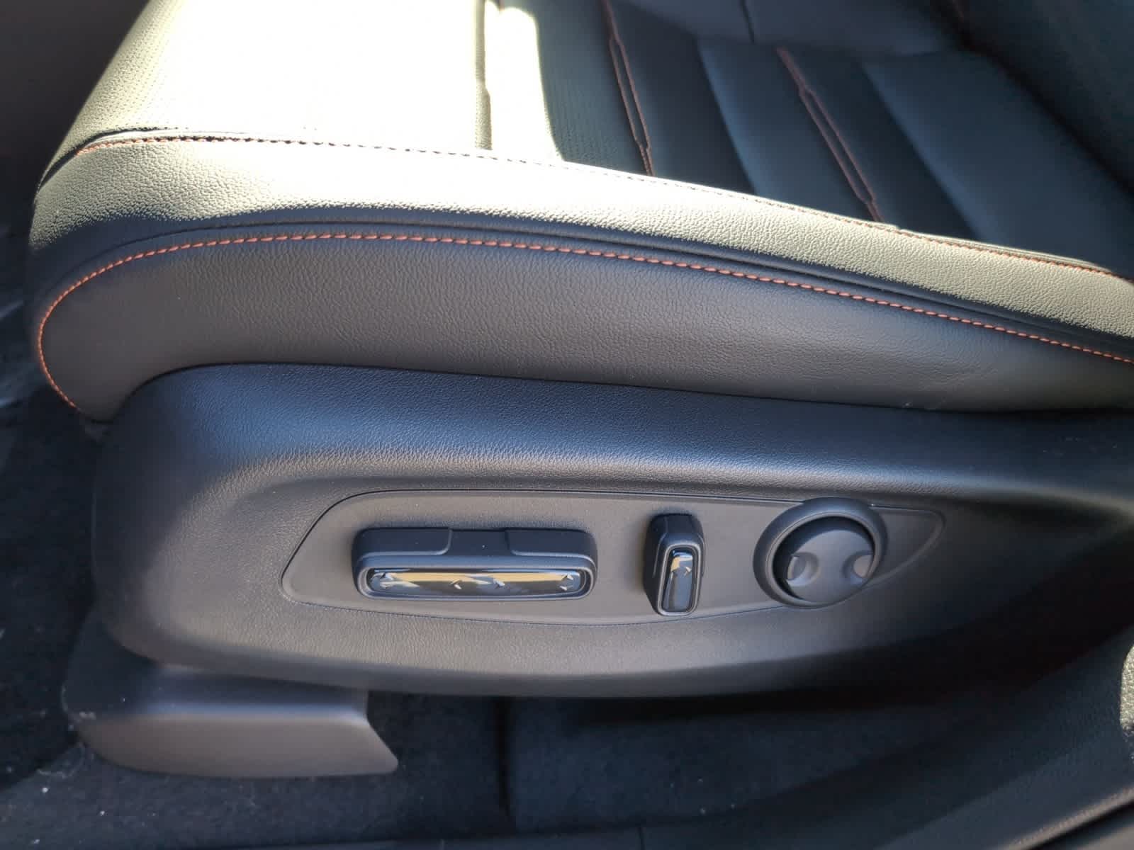 new 2025 Honda CR-V Hybrid car, priced at $42,495