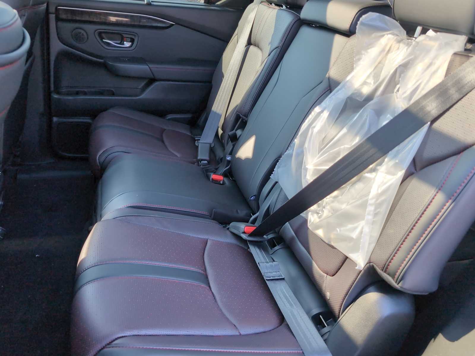 new 2025 Honda Pilot car, priced at $57,425