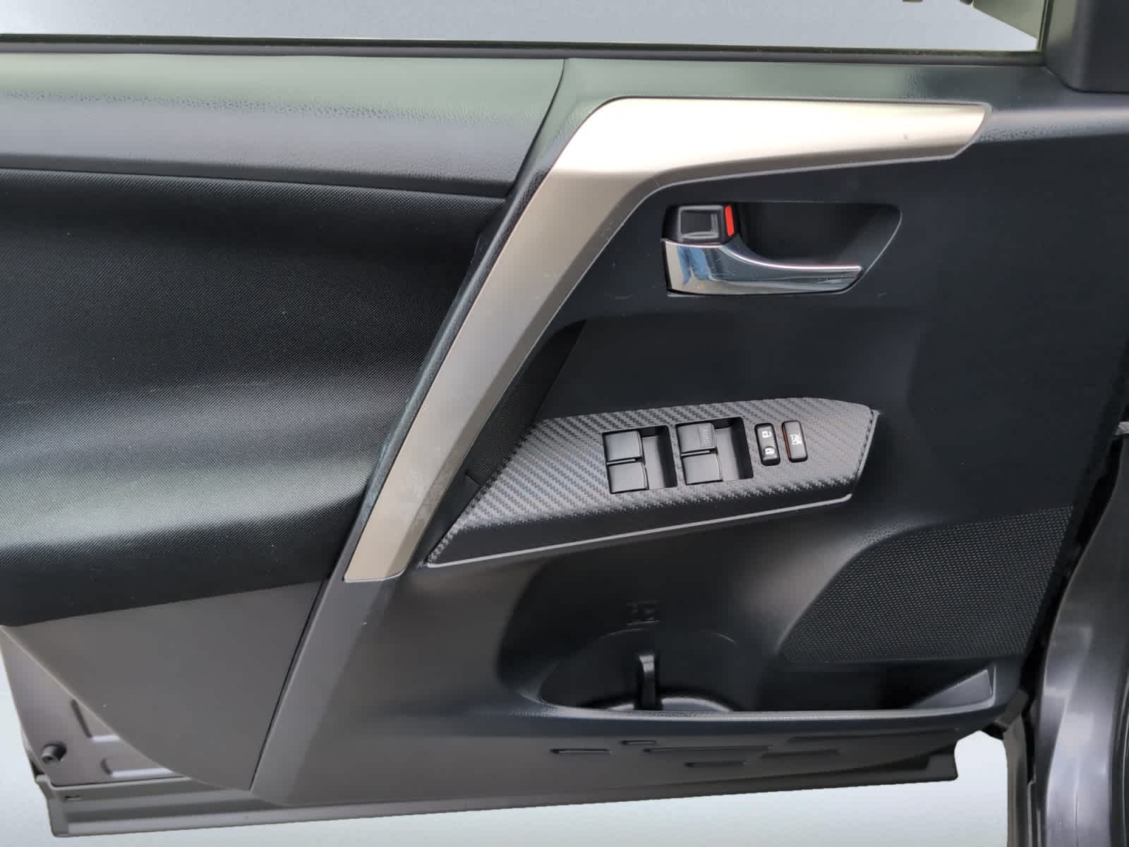 used 2015 Toyota RAV4 car, priced at $17,298
