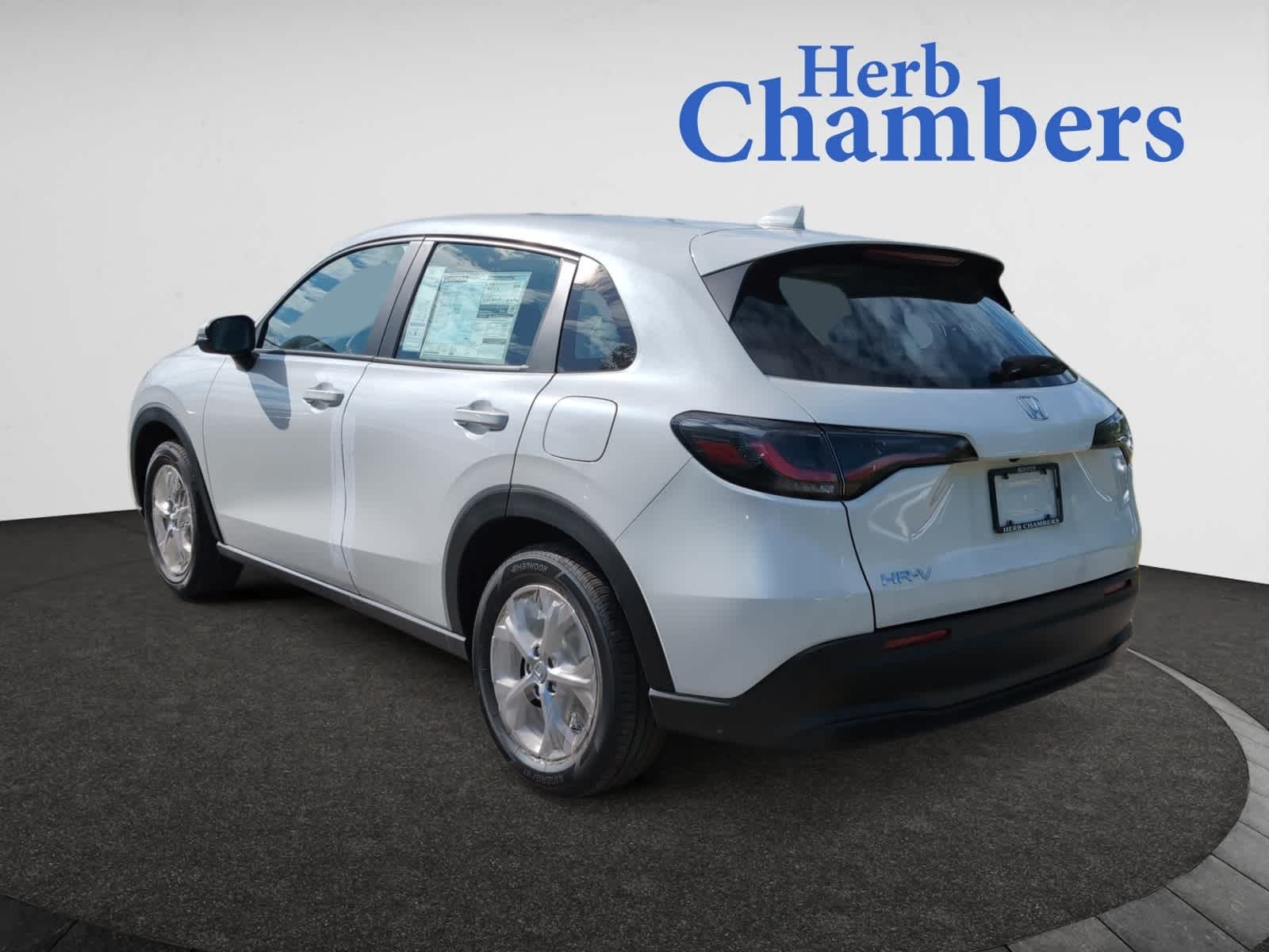 new 2025 Honda HR-V car, priced at $28,750