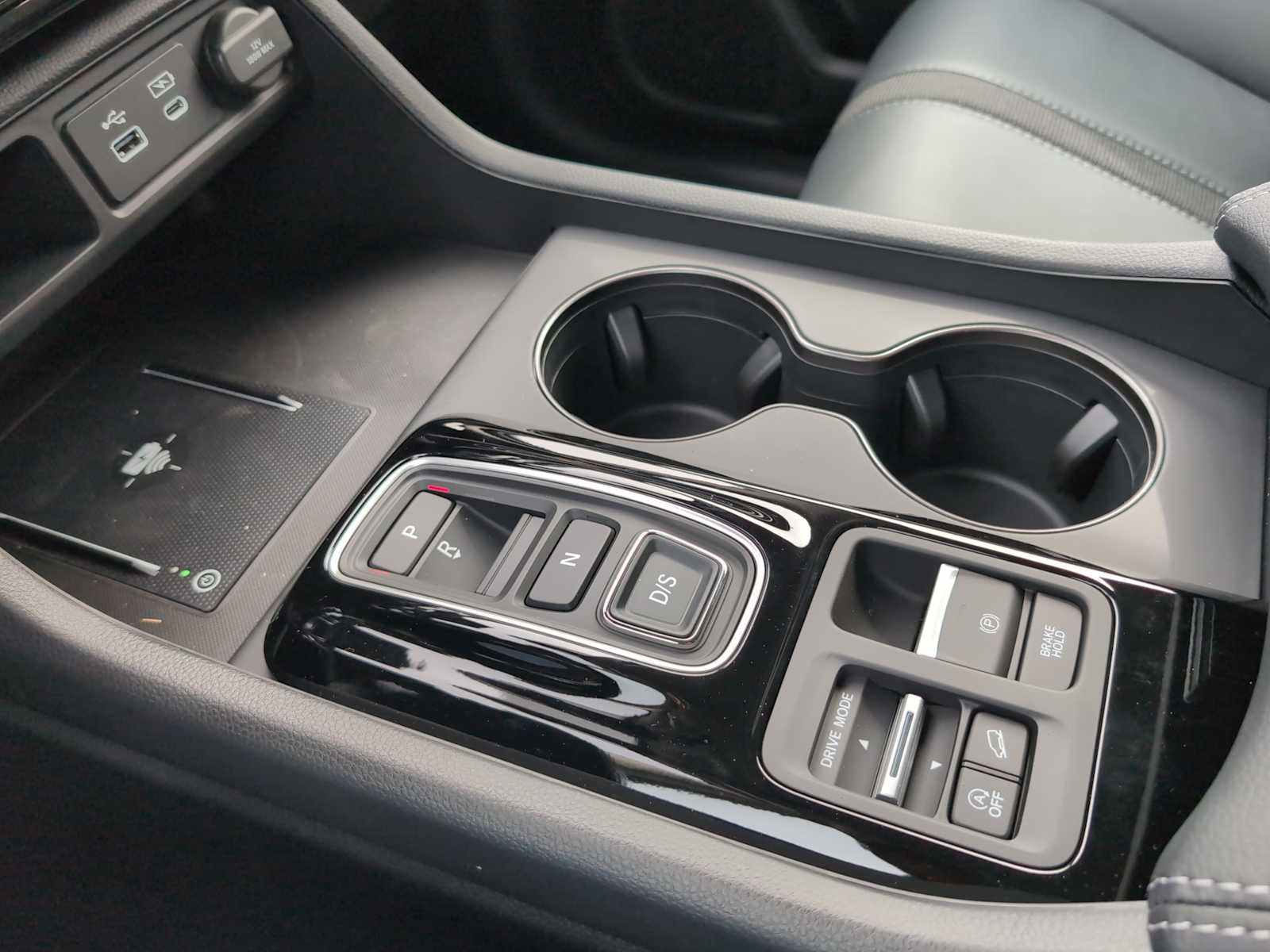 new 2025 Honda Pilot car, priced at $47,050