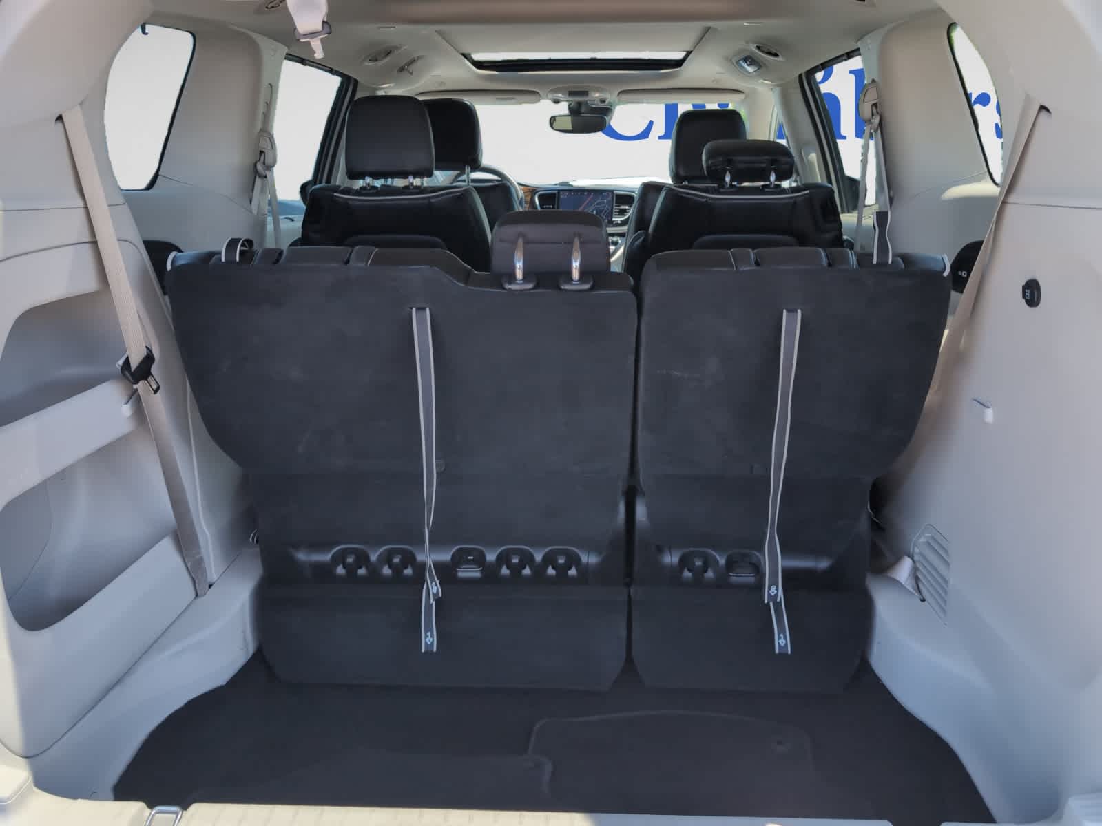used 2023 Chrysler Pacifica car, priced at $28,498