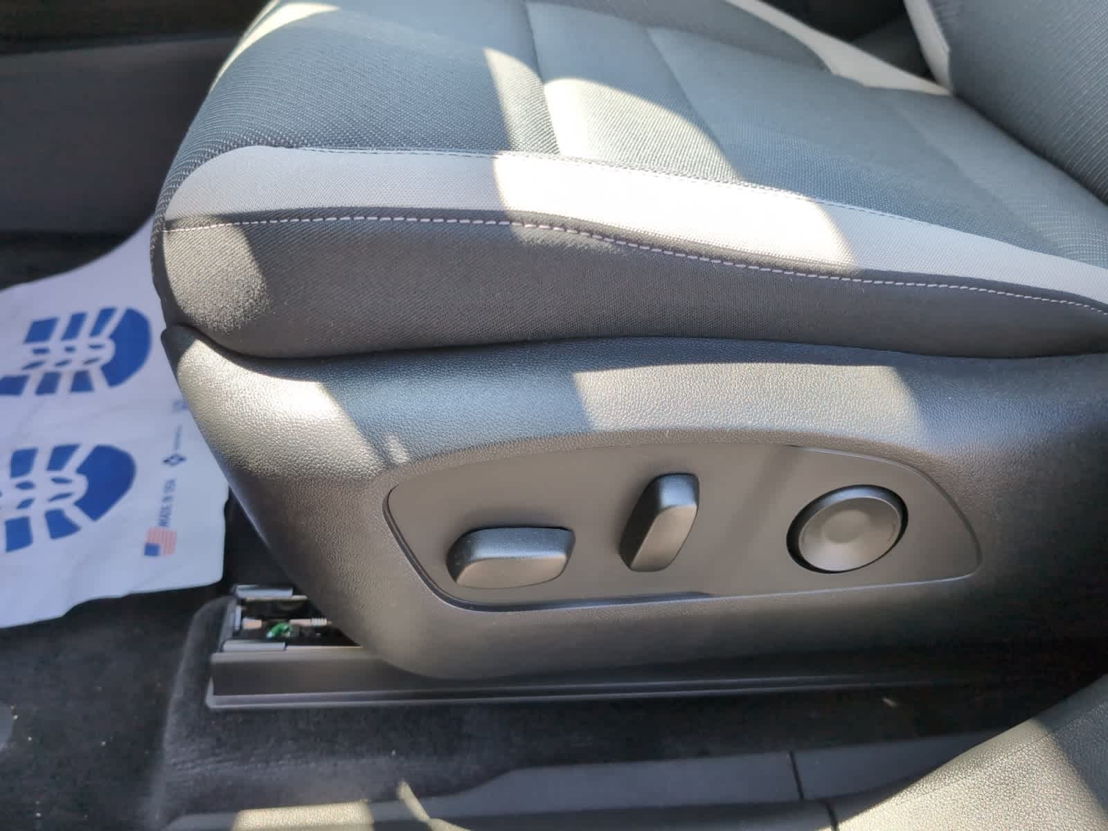 new 2025 Honda Prologue car, priced at $52,305