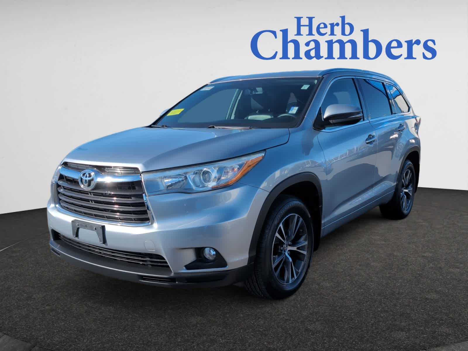 used 2016 Toyota Highlander car, priced at $22,798