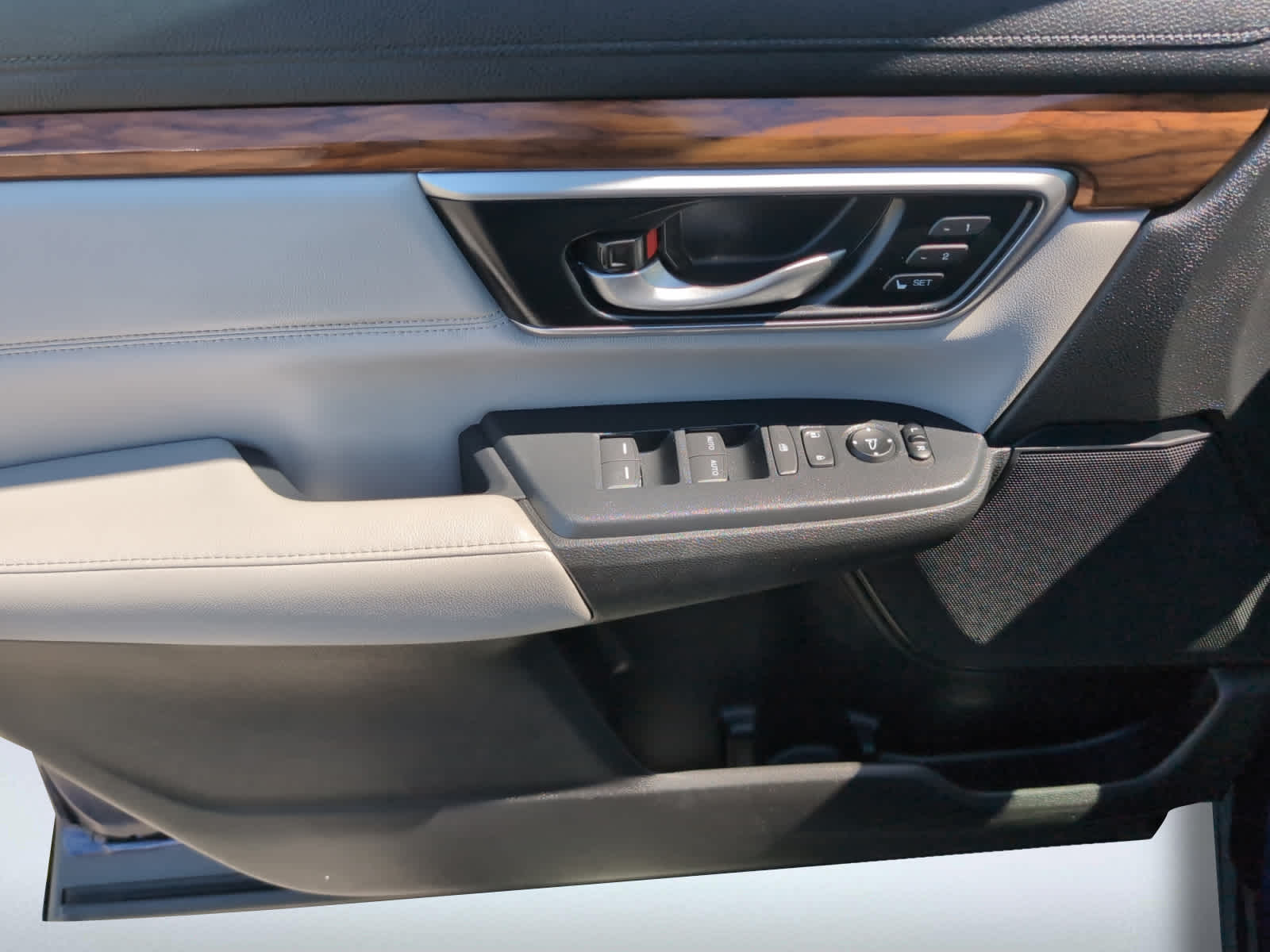 used 2022 Honda CR-V car, priced at $30,698