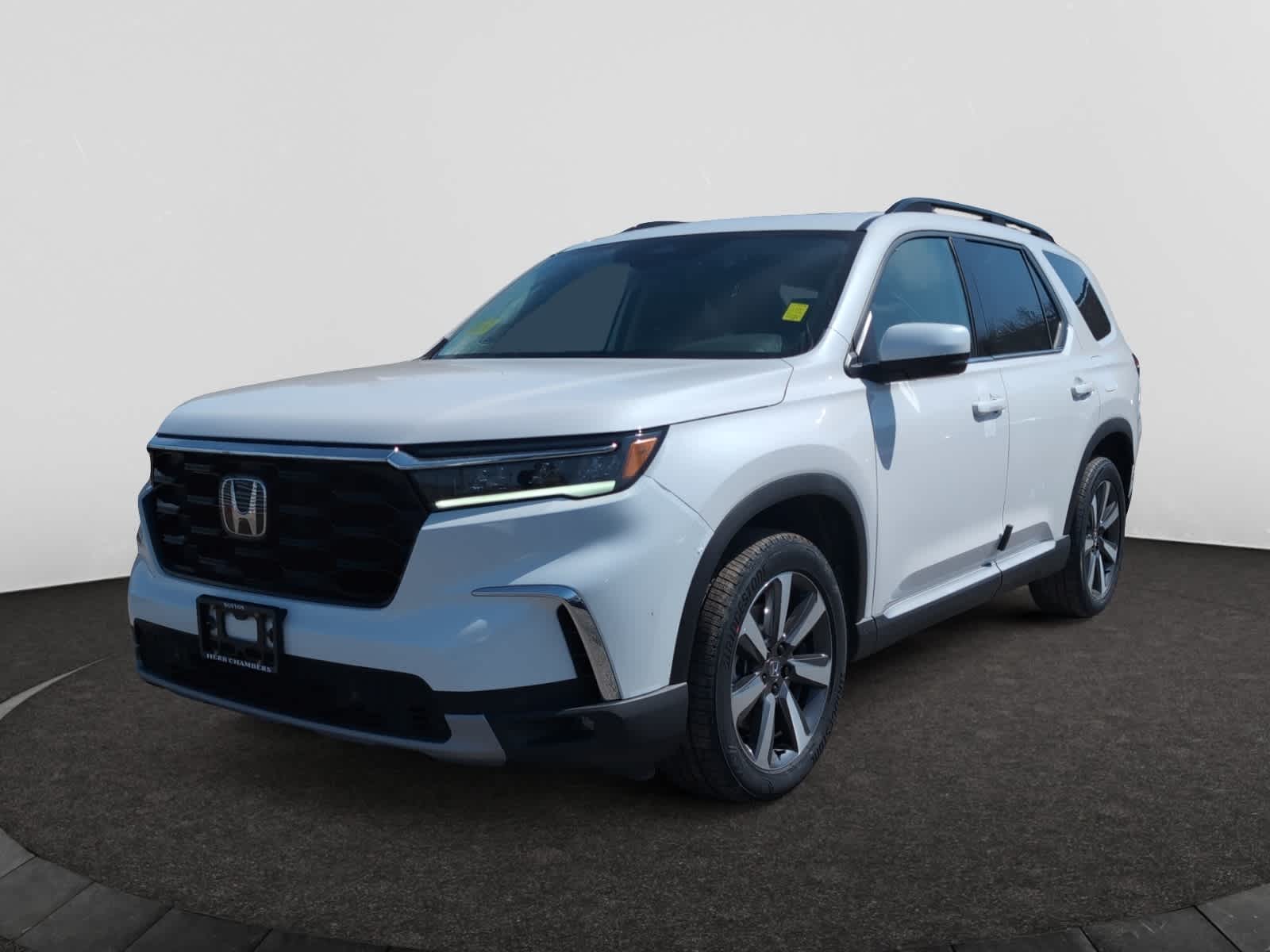 new 2025 Honda Pilot car, priced at $53,225