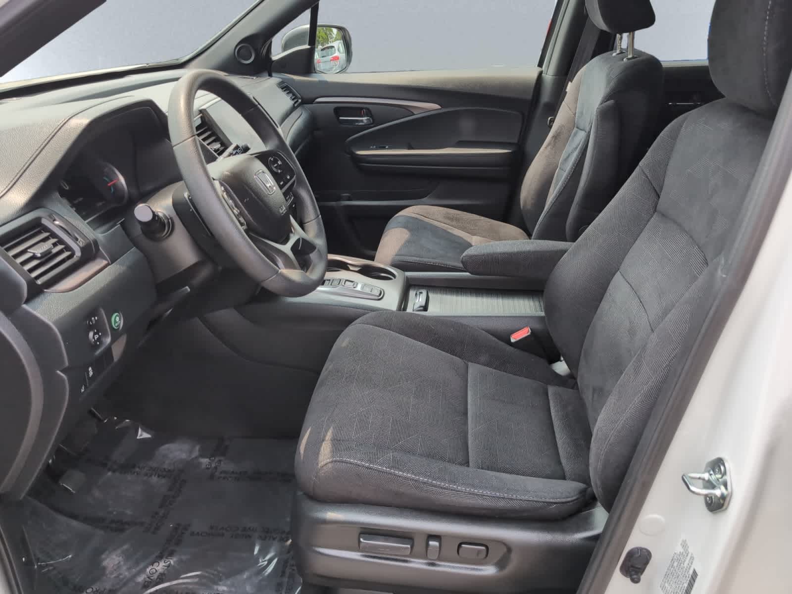 used 2022 Honda Pilot car, priced at $30,698