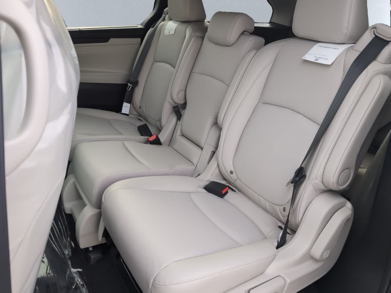 new 2025 Honda Odyssey car, priced at $43,670